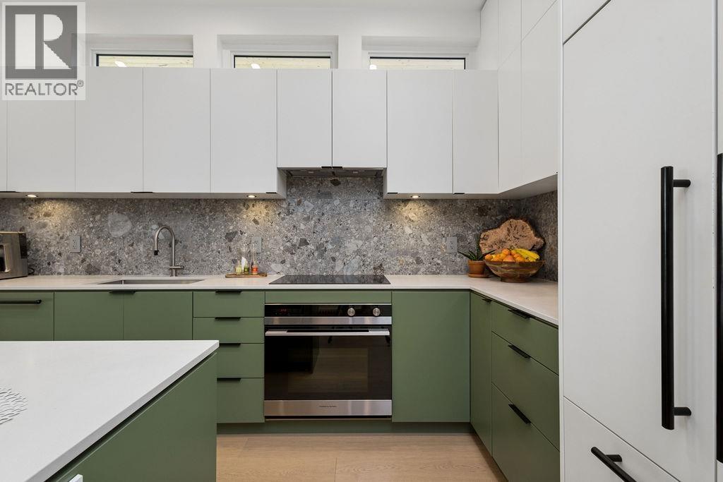 11 E 19th Avenue, Vancouver, British Columbia  V5V 1H8 - Photo 3 - R3136244