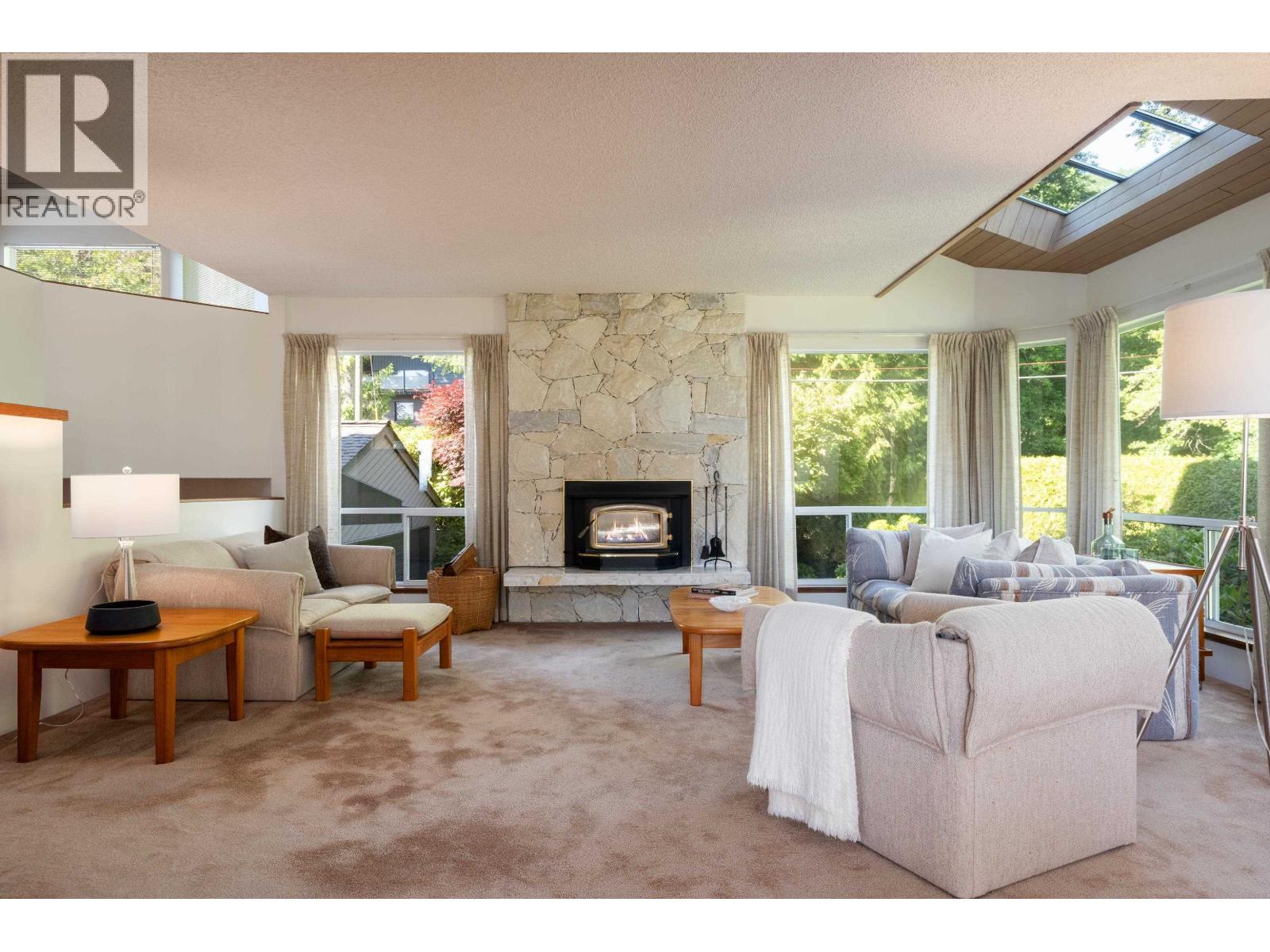 551 Palisade Drive, North Vancouver, British Columbia  V7R 2H9 - Photo 17 - R3136228