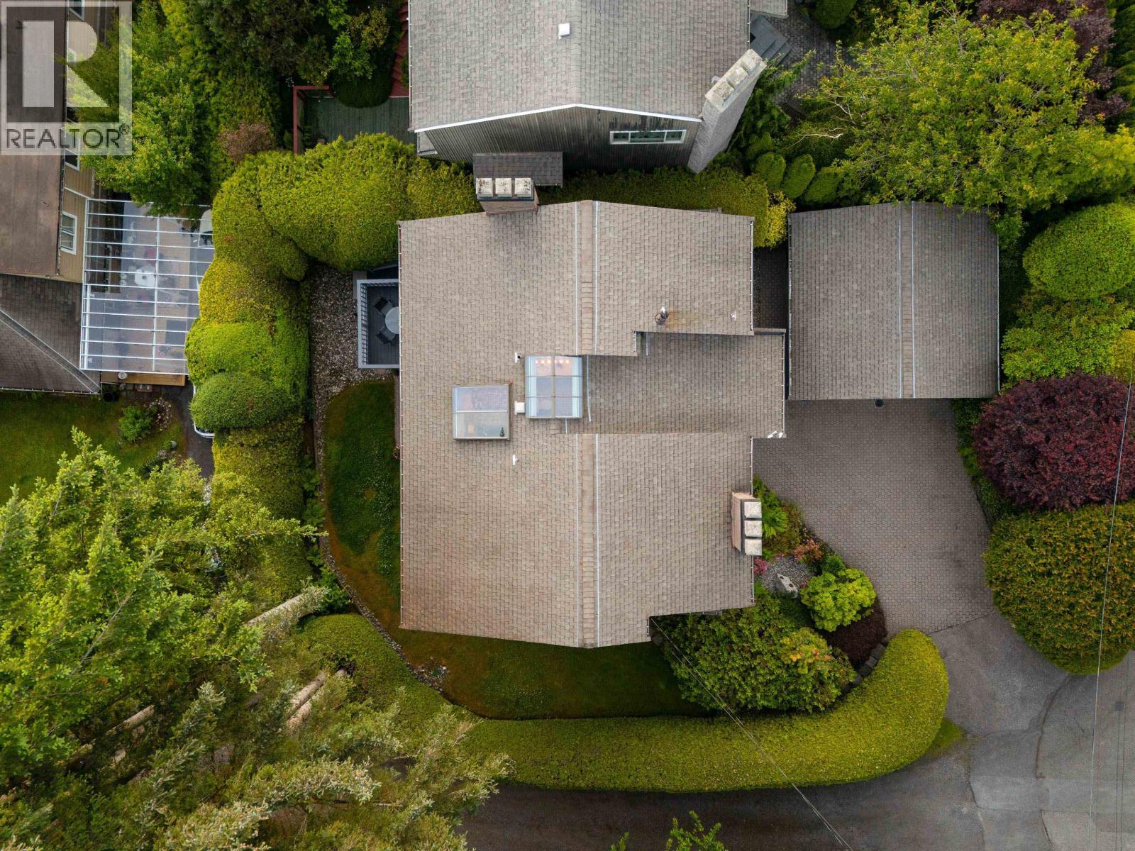 551 Palisade Drive, North Vancouver, British Columbia  V7R 2H9 - Photo 39 - R3136228