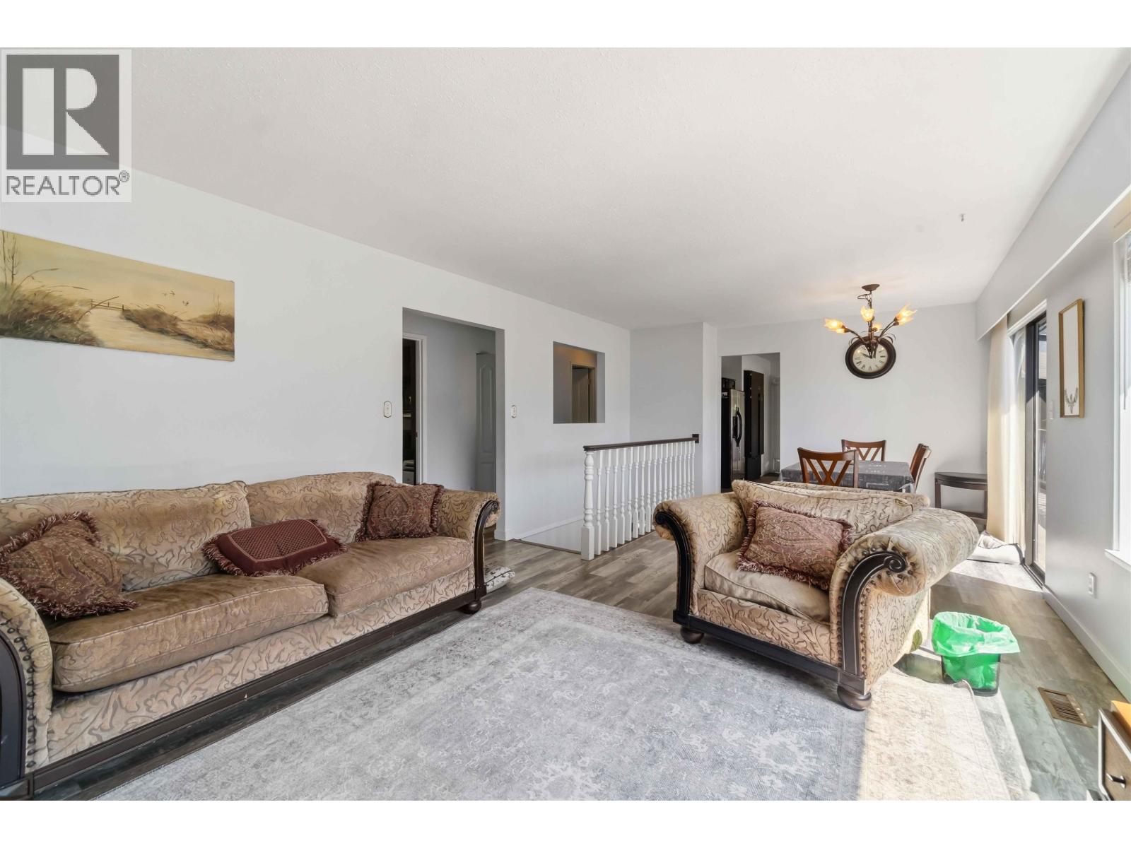 3141 Raleigh Street, Port Coquitlam, British Columbia  V3C 3J3 - Photo 12 - R3136230