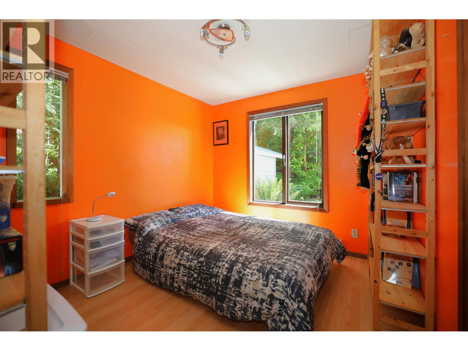 3658 Beach Avenue, Roberts Creek, British Columbia  V0N 2W2 - Photo 12 - R3136256