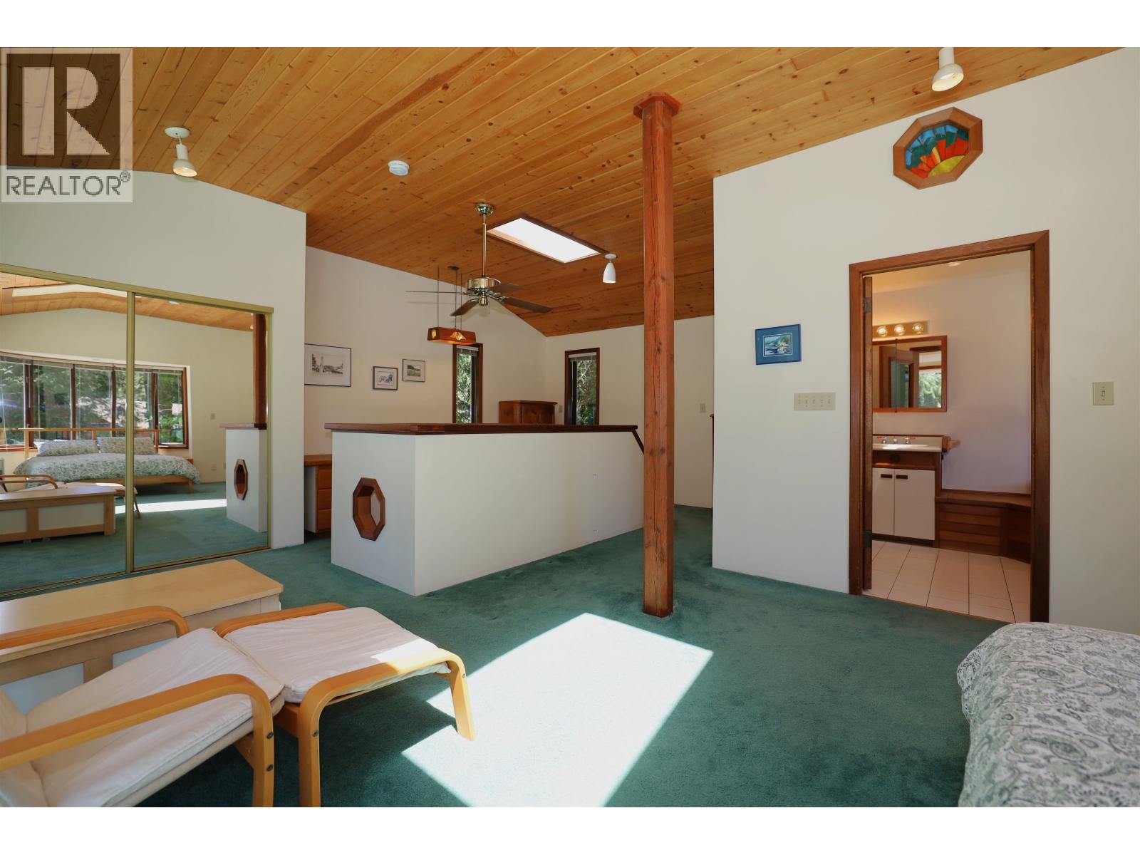 3658 Beach Avenue, Roberts Creek, British Columbia  V0N 2W2 - Photo 31 - R3136256