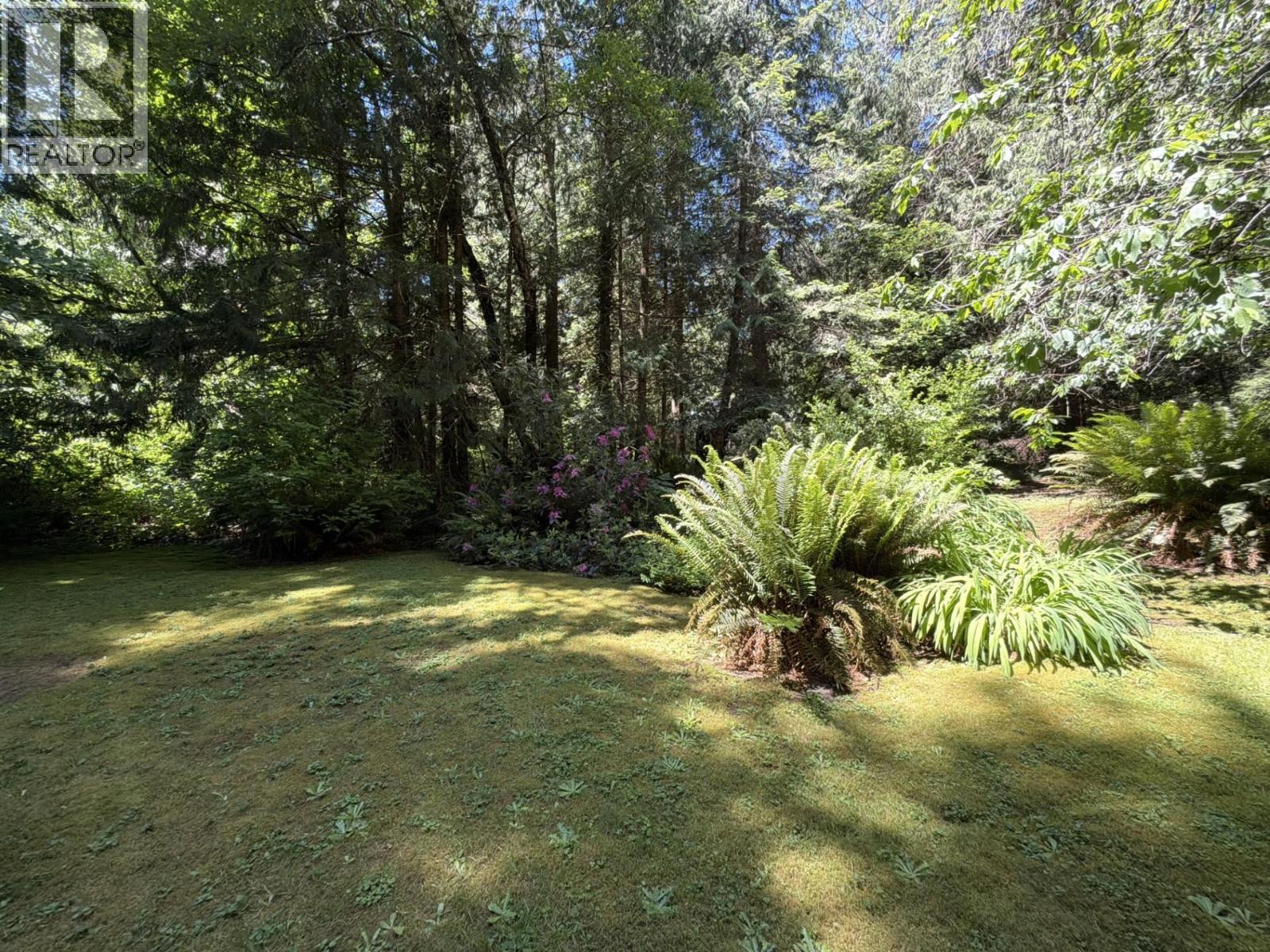 3658 Beach Avenue, Roberts Creek, British Columbia  V0N 2W2 - Photo 9 - R3136256