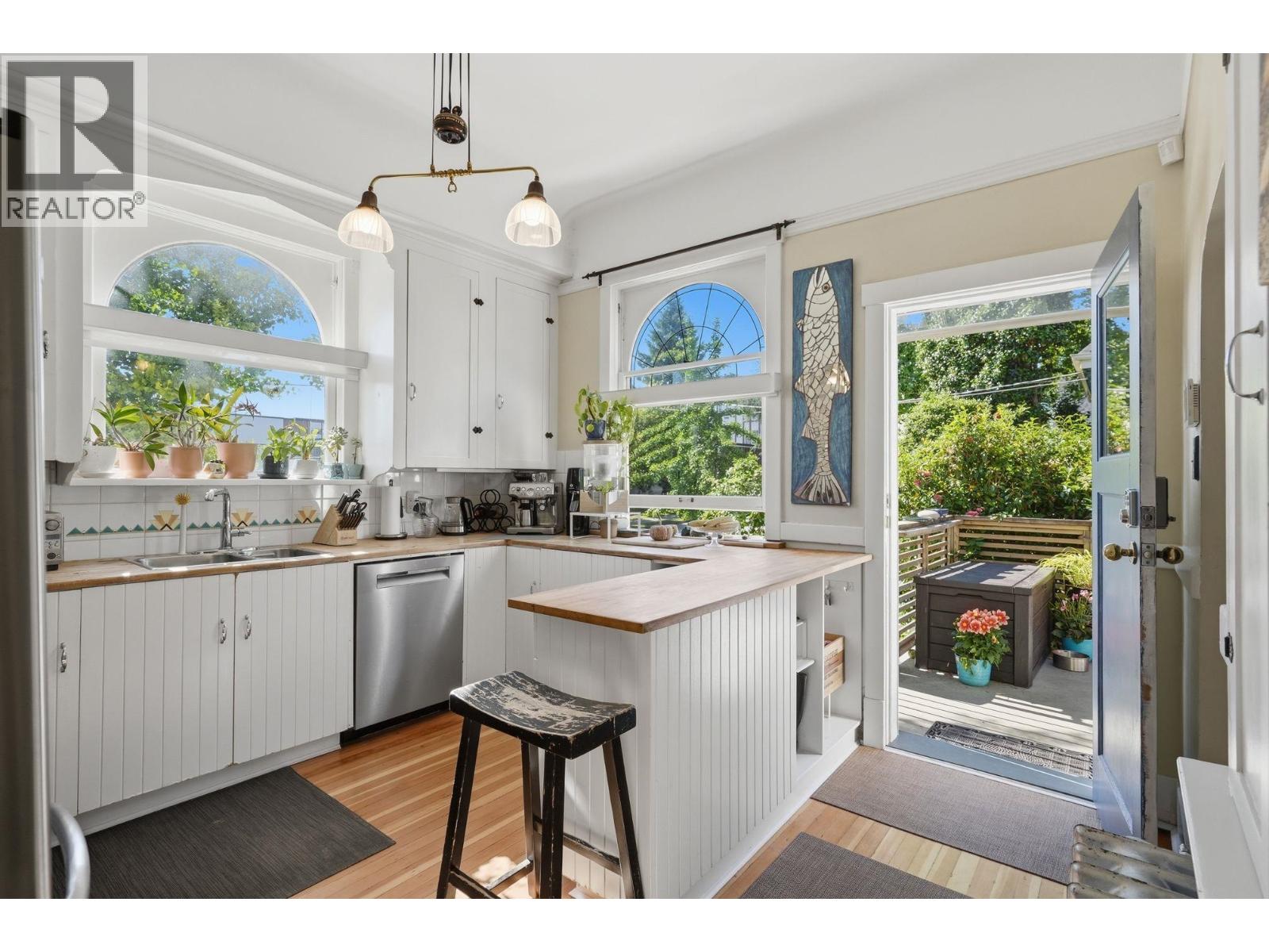 2090 Turner Street, Vancouver, British Columbia  V5L 2A3 - Photo 12 - R3136259