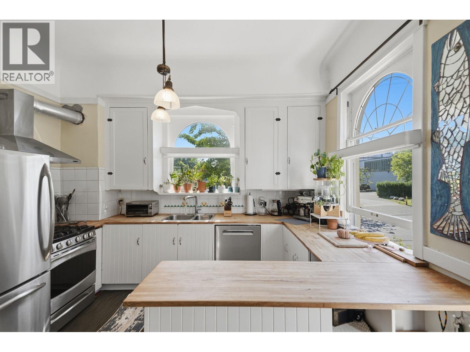2090 Turner Street, Vancouver, British Columbia  V5L 2A3 - Photo 14 - R3136259