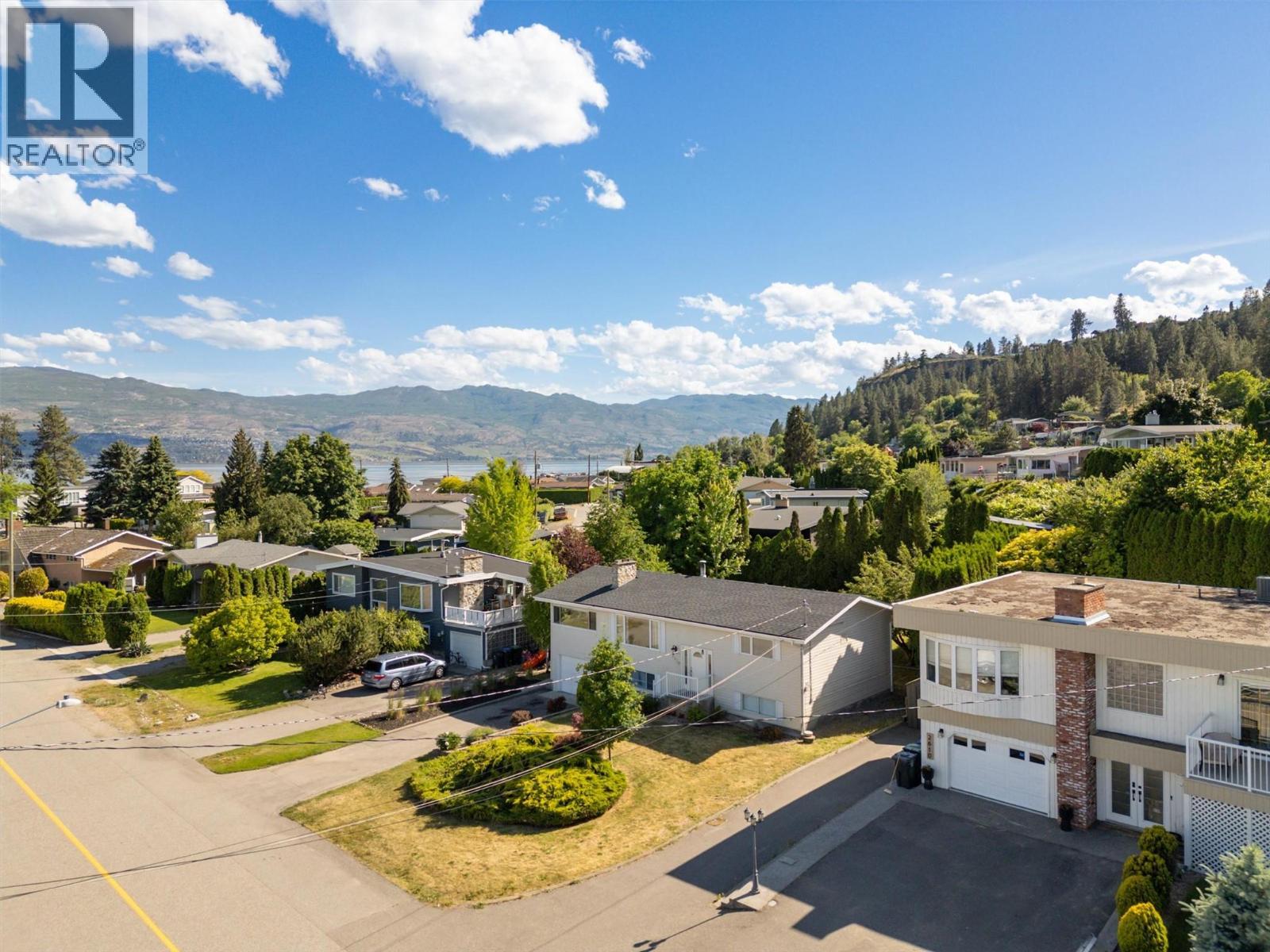 2612 Casa Loma Road, West Kelowna, British Columbia  V1Z 1T5 - Photo 2 - 10391501
