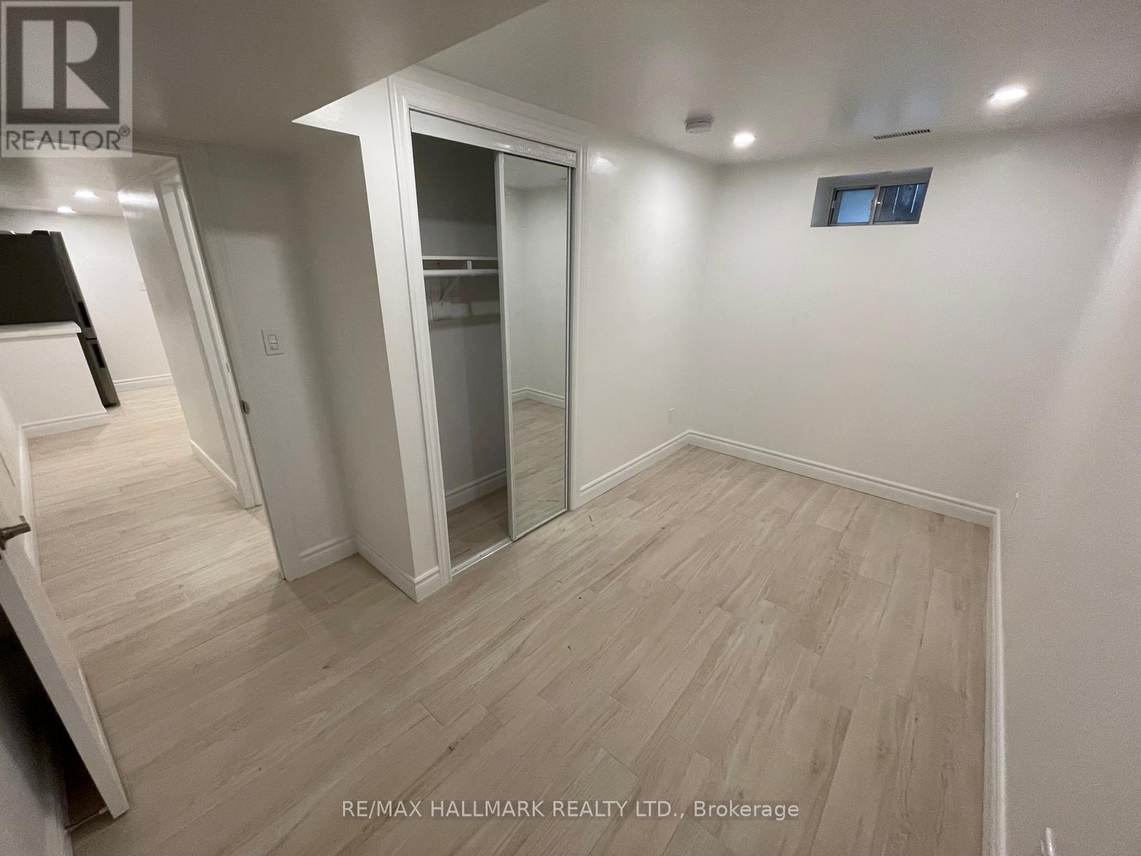 Lower - 61 Cecil Street, Toronto, Ontario M5T 1N5 - Photo 8 - C13448500