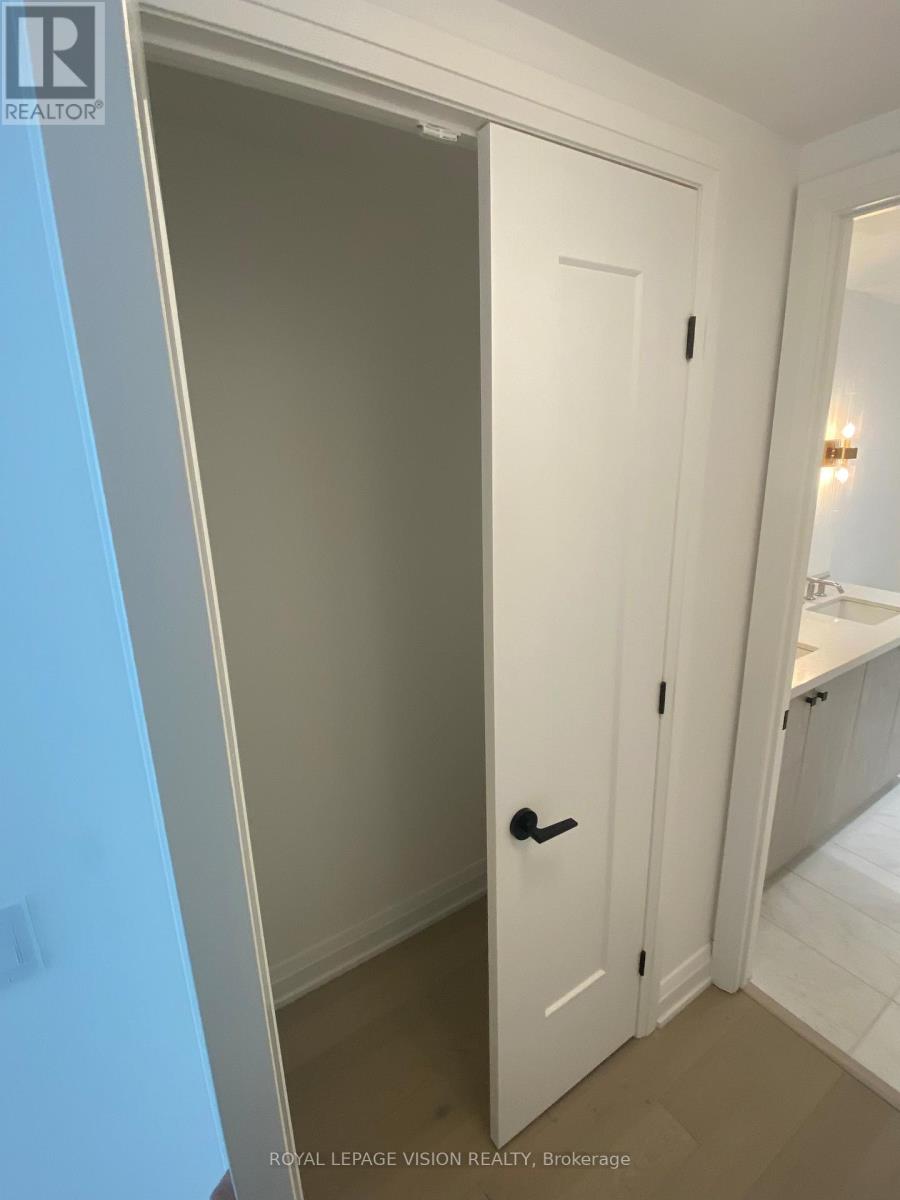 302 - 505 Glencairn Avenue, Toronto, Ontario  M6B 0B2 - Photo 17 - C13448532