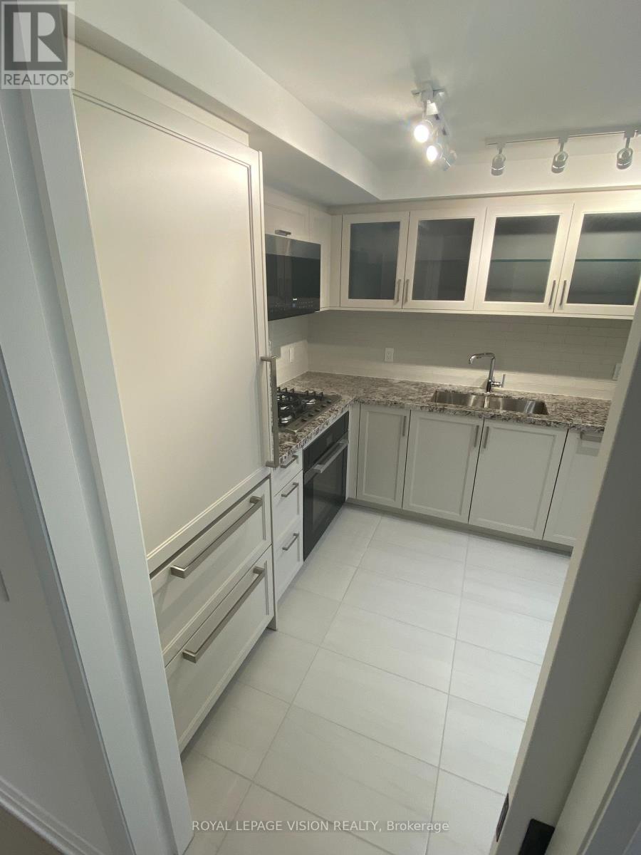 302 - 505 Glencairn Avenue, Toronto, Ontario  M6B 0B2 - Photo 8 - C13448532