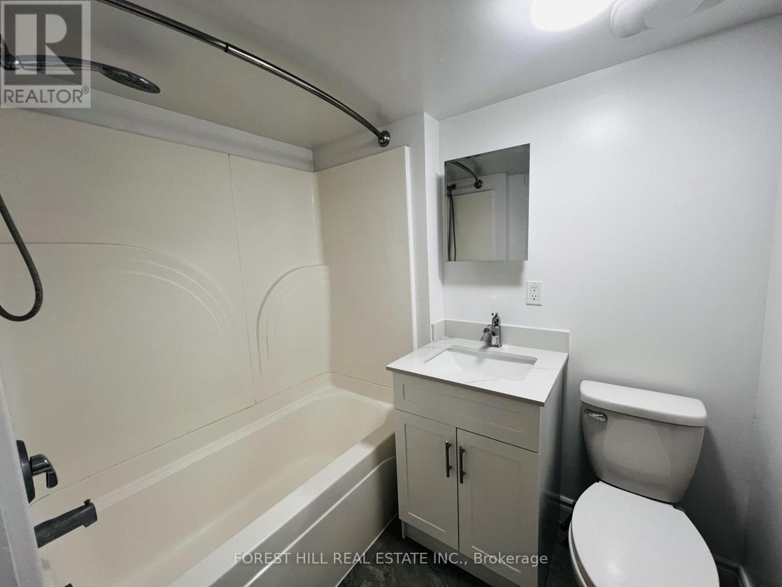 Lower - 420 Grove Street E, Barrie, Ontario L4M 5R9 - Photo 3 - S13448516