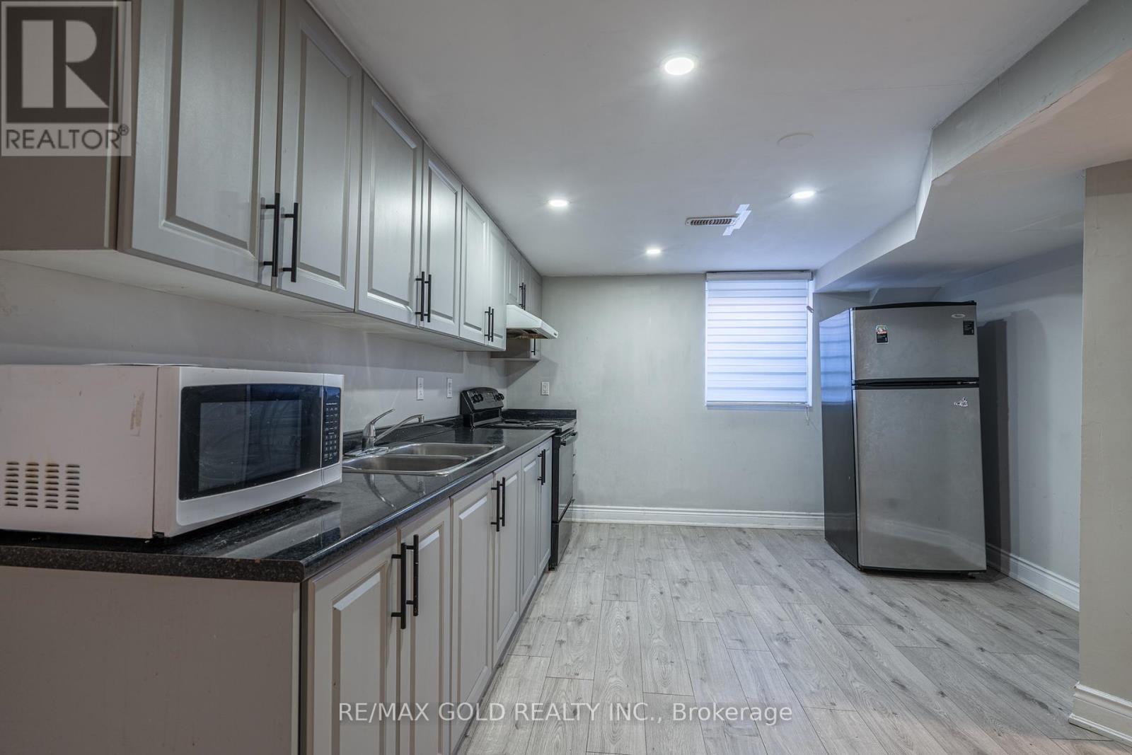 103 Lord Simcoe Drive, Brampton, Ontario  L6S 5H4 - Photo 35 - W13448518