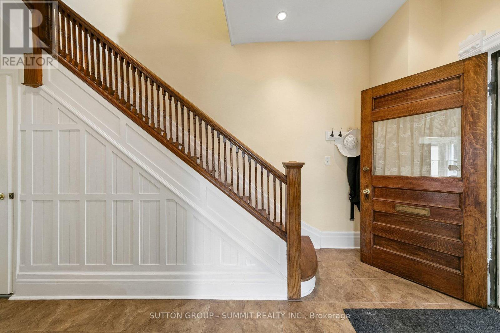 17 Archibald Street S, Brampton, Ontario  L6X 1M1 - Photo 10 - W13448526