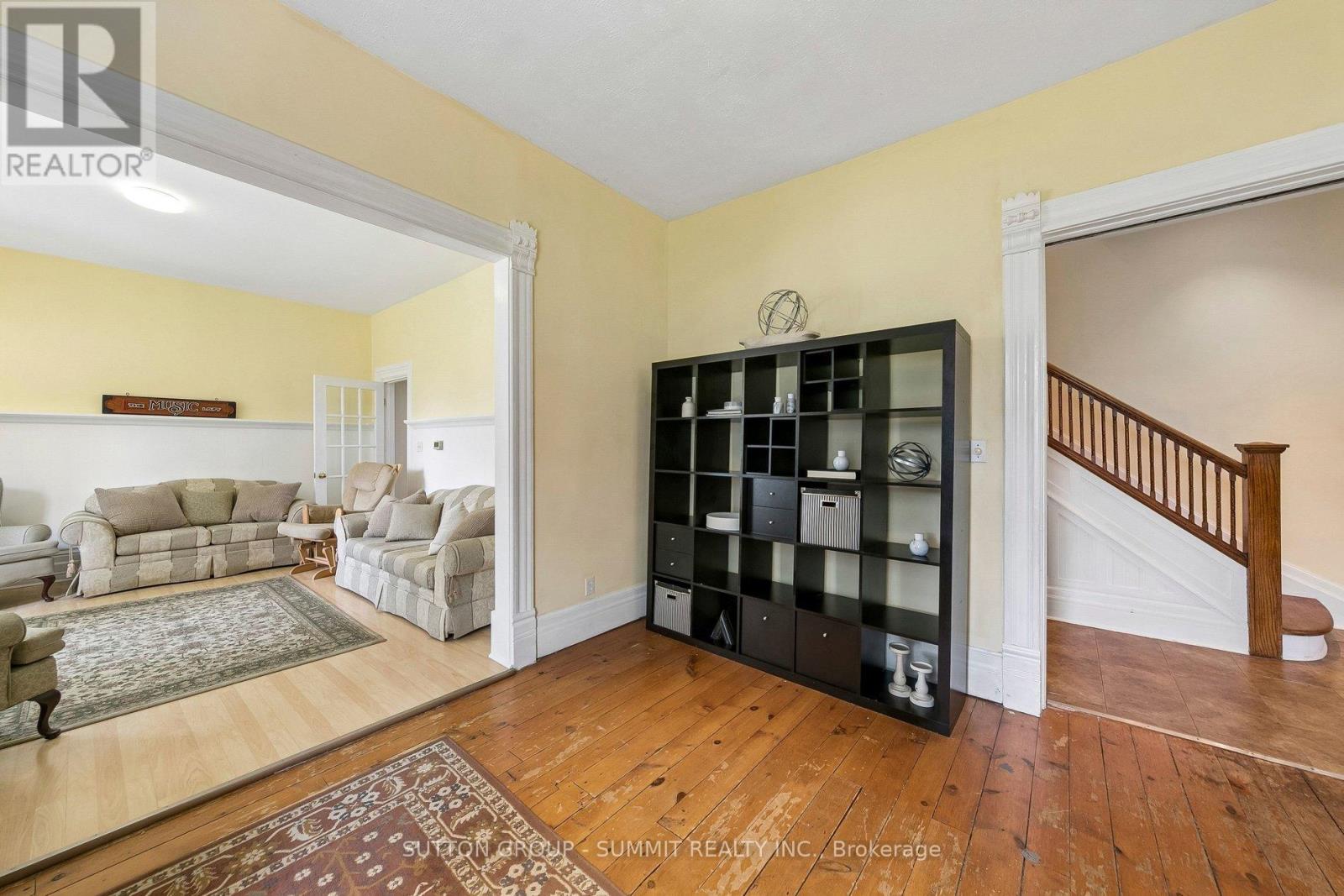 17 Archibald Street S, Brampton, Ontario  L6X 1M1 - Photo 15 - W13448526