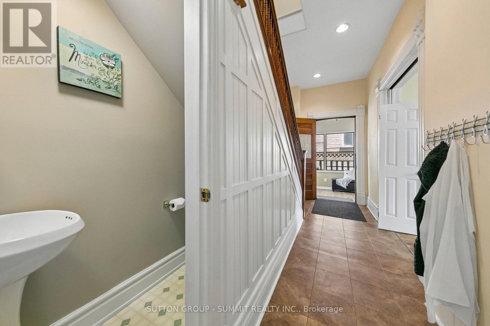 17 Archibald Street S, Brampton, Ontario  L6X 1M1 - Photo 18 - W13448526