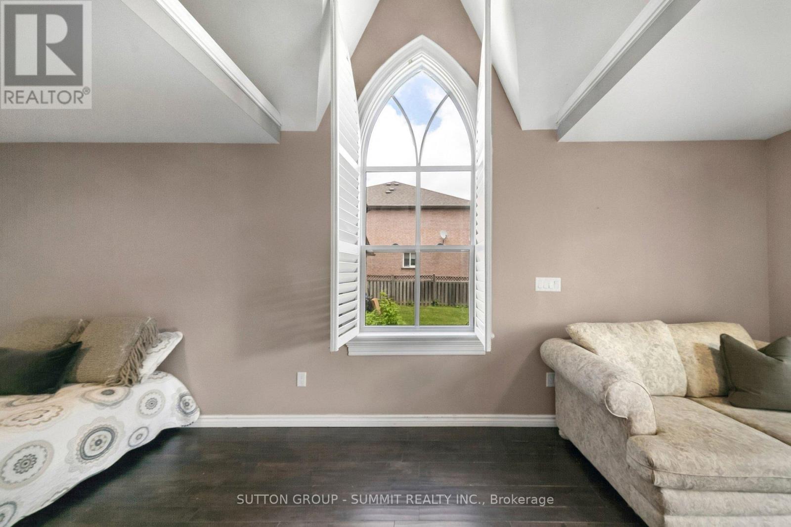 17 Archibald Street S, Brampton, Ontario  L6X 1M1 - Photo 35 - W13448526
