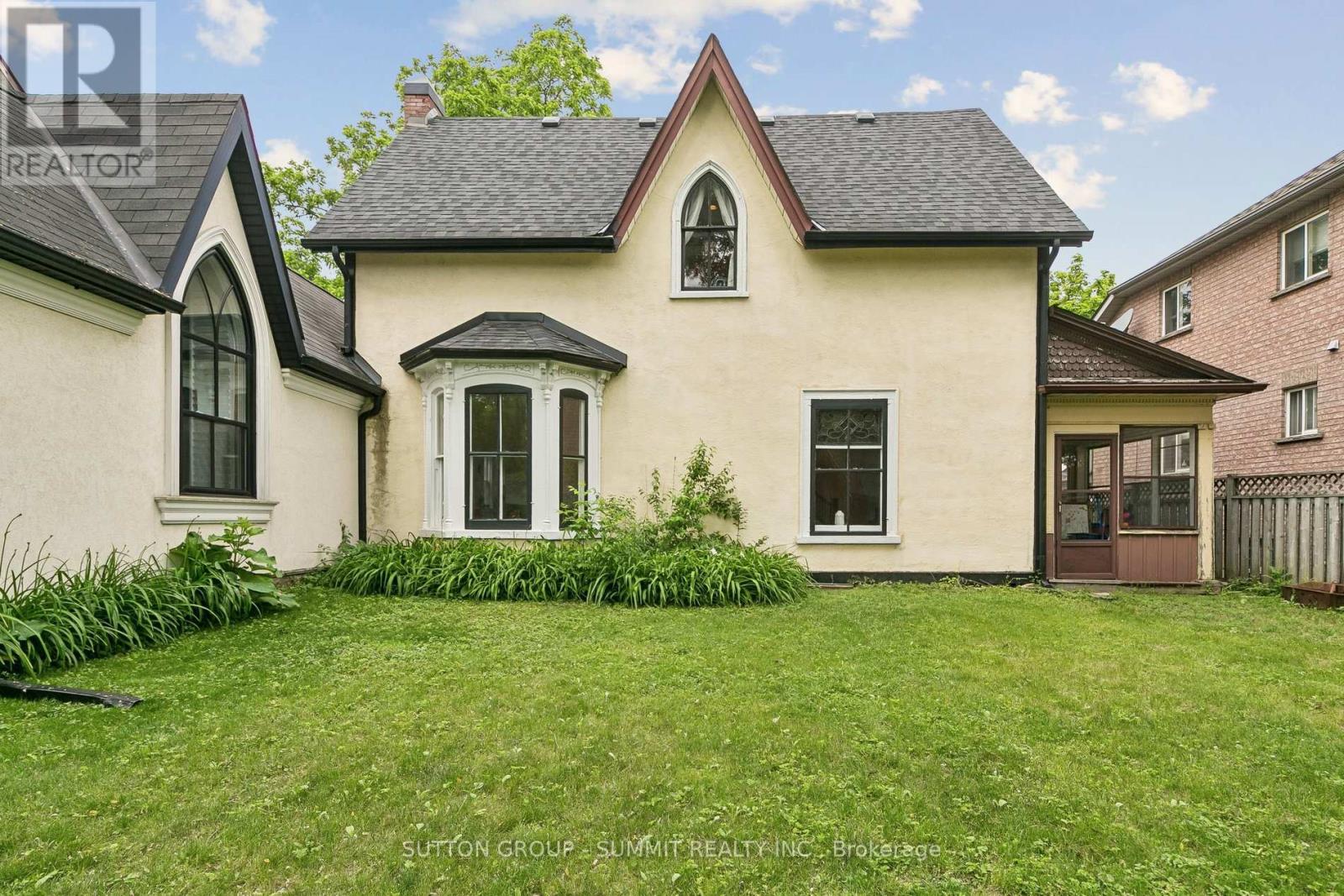17 Archibald Street S, Brampton, Ontario  L6X 1M1 - Photo 4 - W13448526