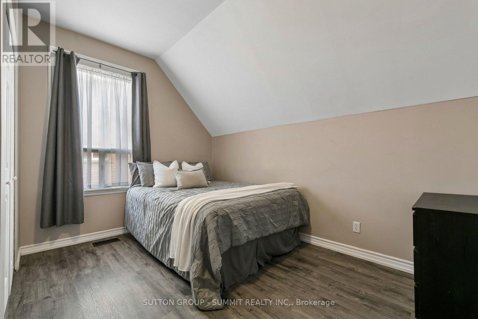 17 Archibald Street S, Brampton, Ontario  L6X 1M1 - Photo 44 - W13448526