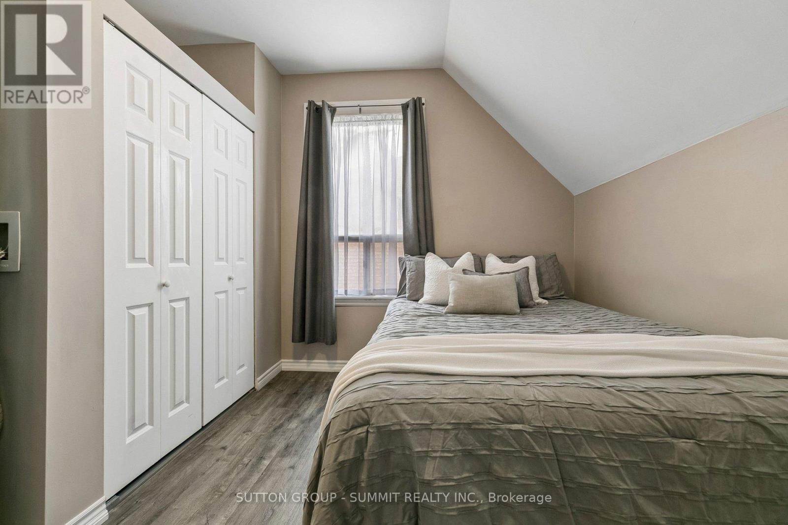 17 Archibald Street S, Brampton, Ontario  L6X 1M1 - Photo 46 - W13448526