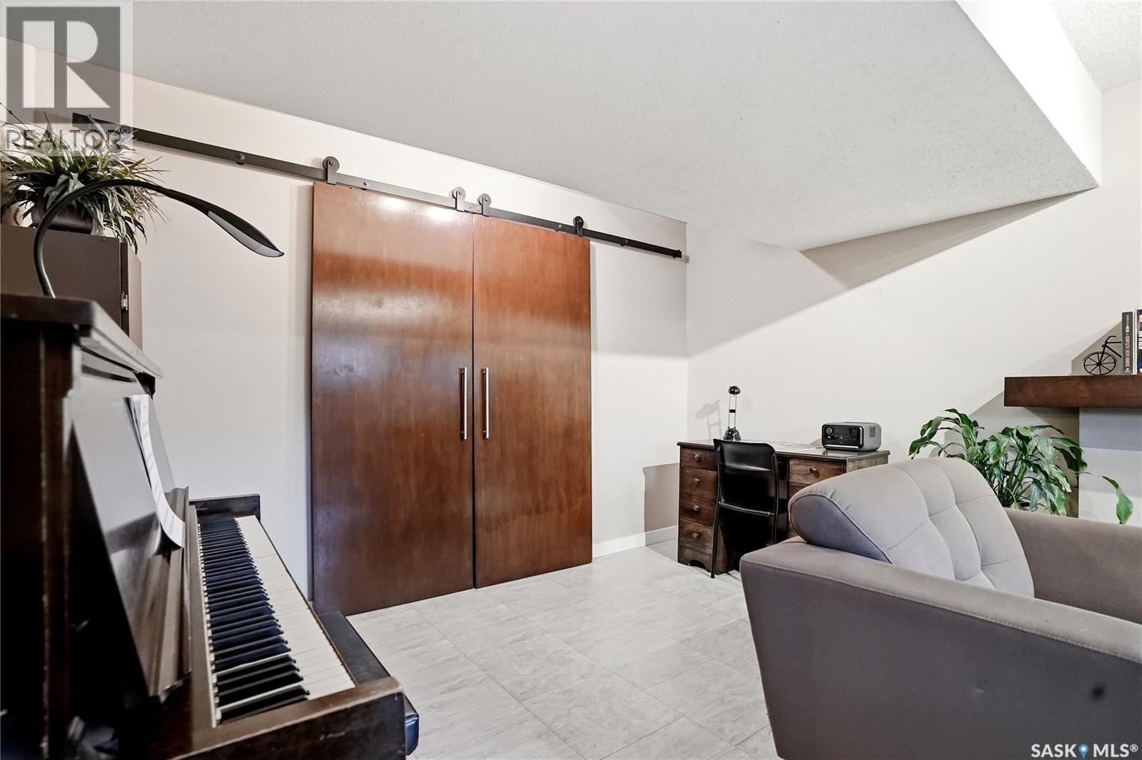 447 Ball Way, Saskatoon, Saskatchewan  S7K 6E6 - Photo 32 - SK039531