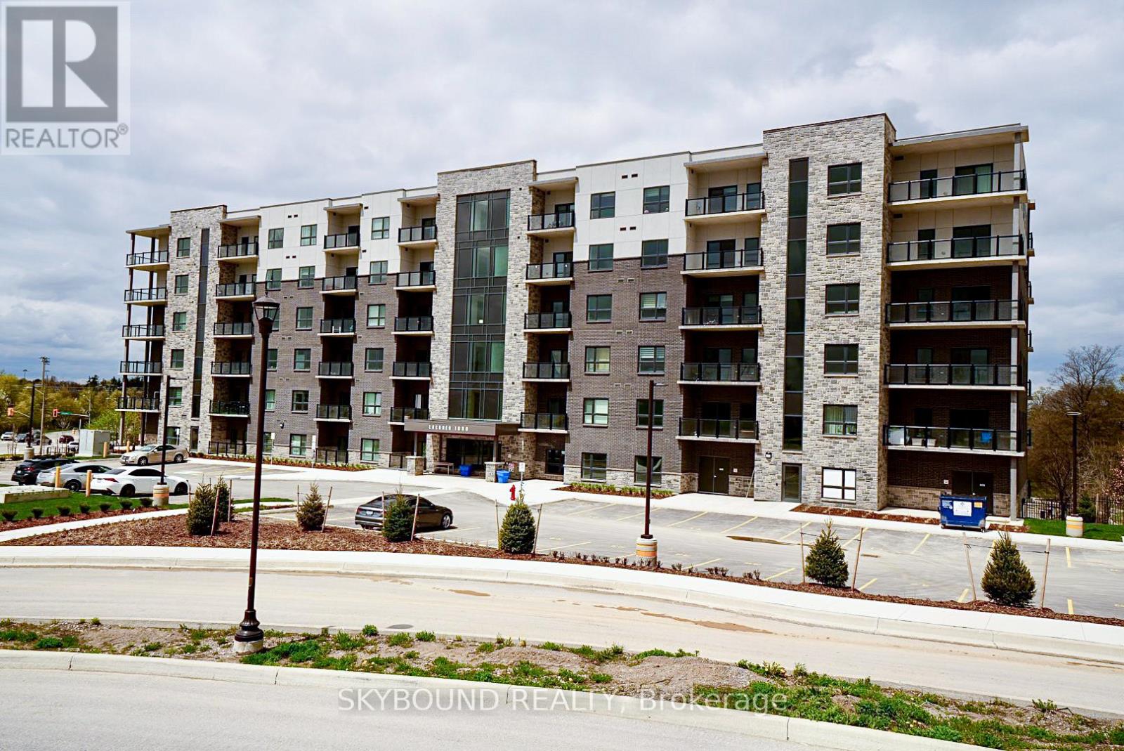 0411 - 1000 LACKNER PLACE, Kitchener, Ontario