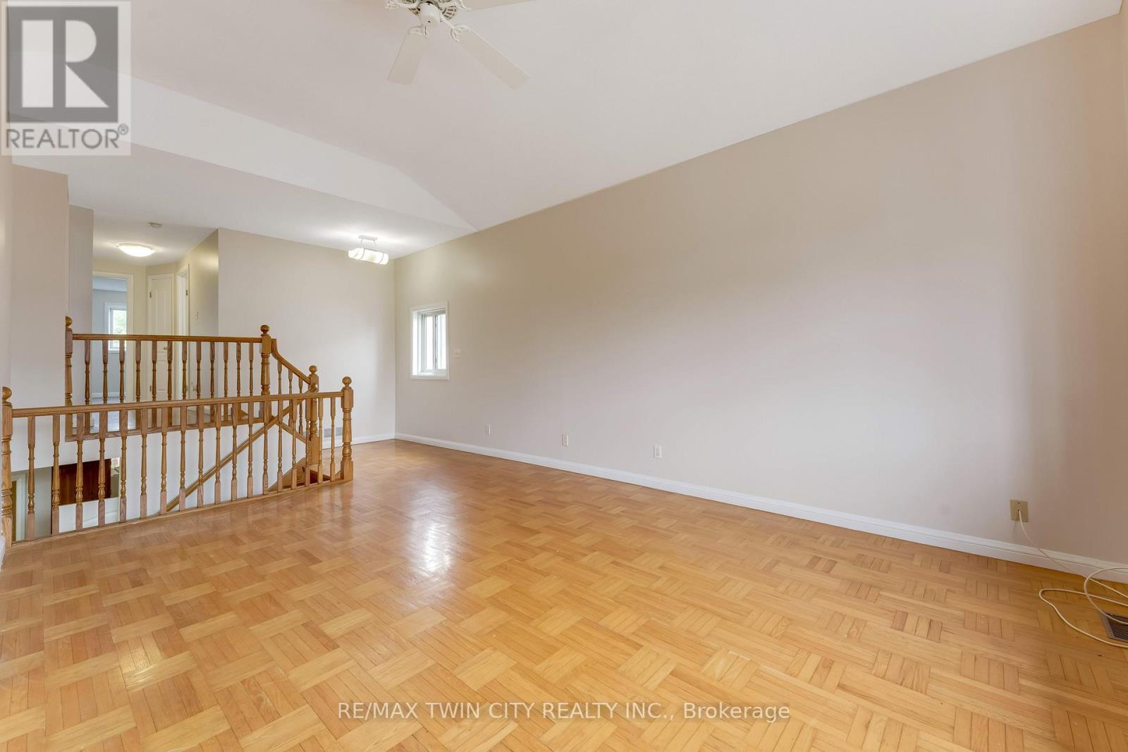 213 Grey Fox Drive, Kitchener, Ontario  N2E 3N7 - Photo 13 - X13448522