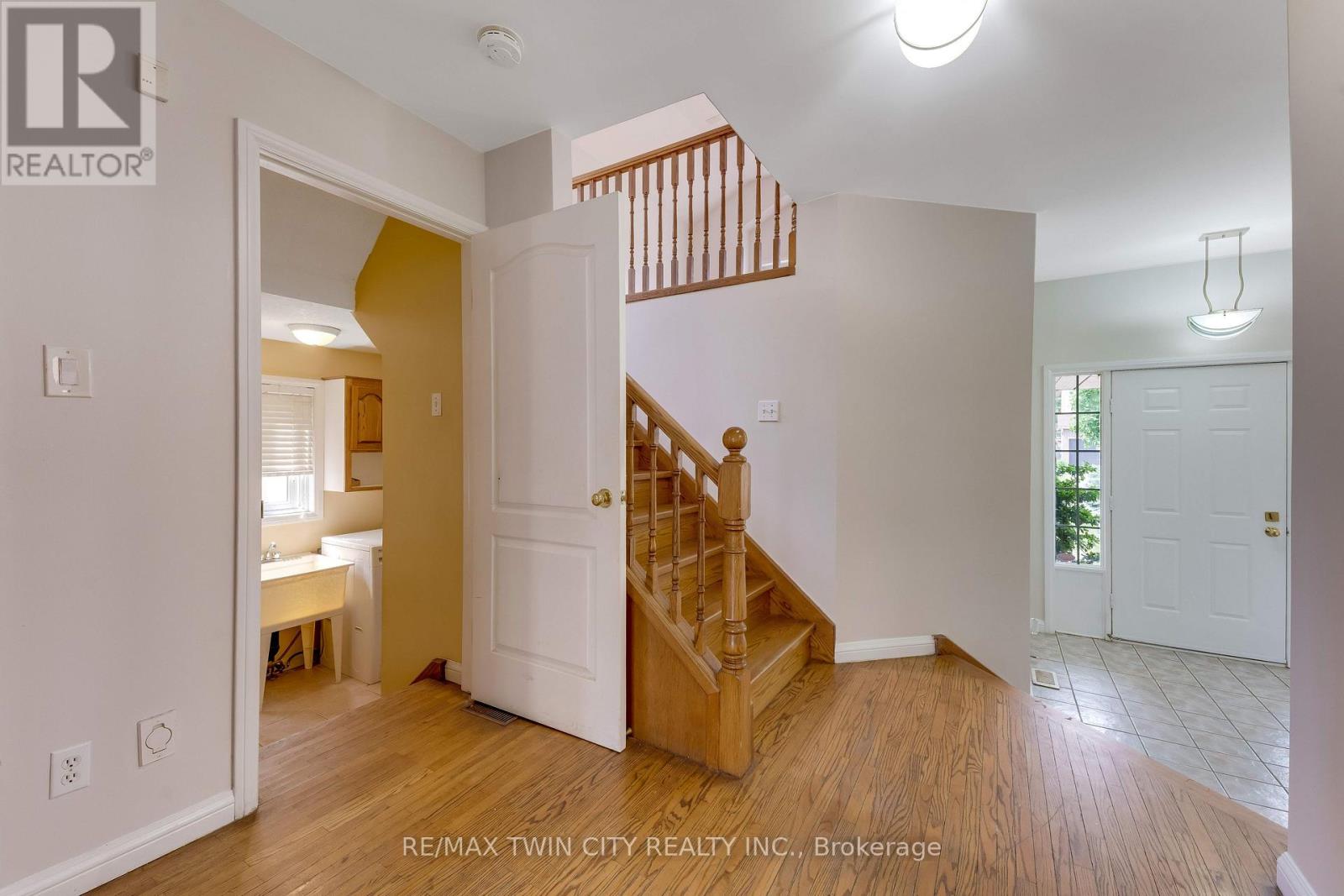 213 Grey Fox Drive, Kitchener, Ontario  N2E 3N7 - Photo 28 - X13448522