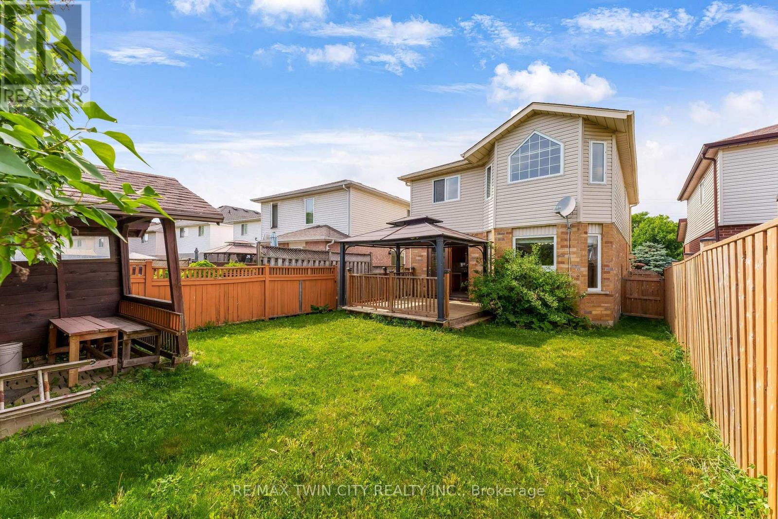 213 Grey Fox Drive, Kitchener, Ontario  N2E 3N7 - Photo 38 - X13448522
