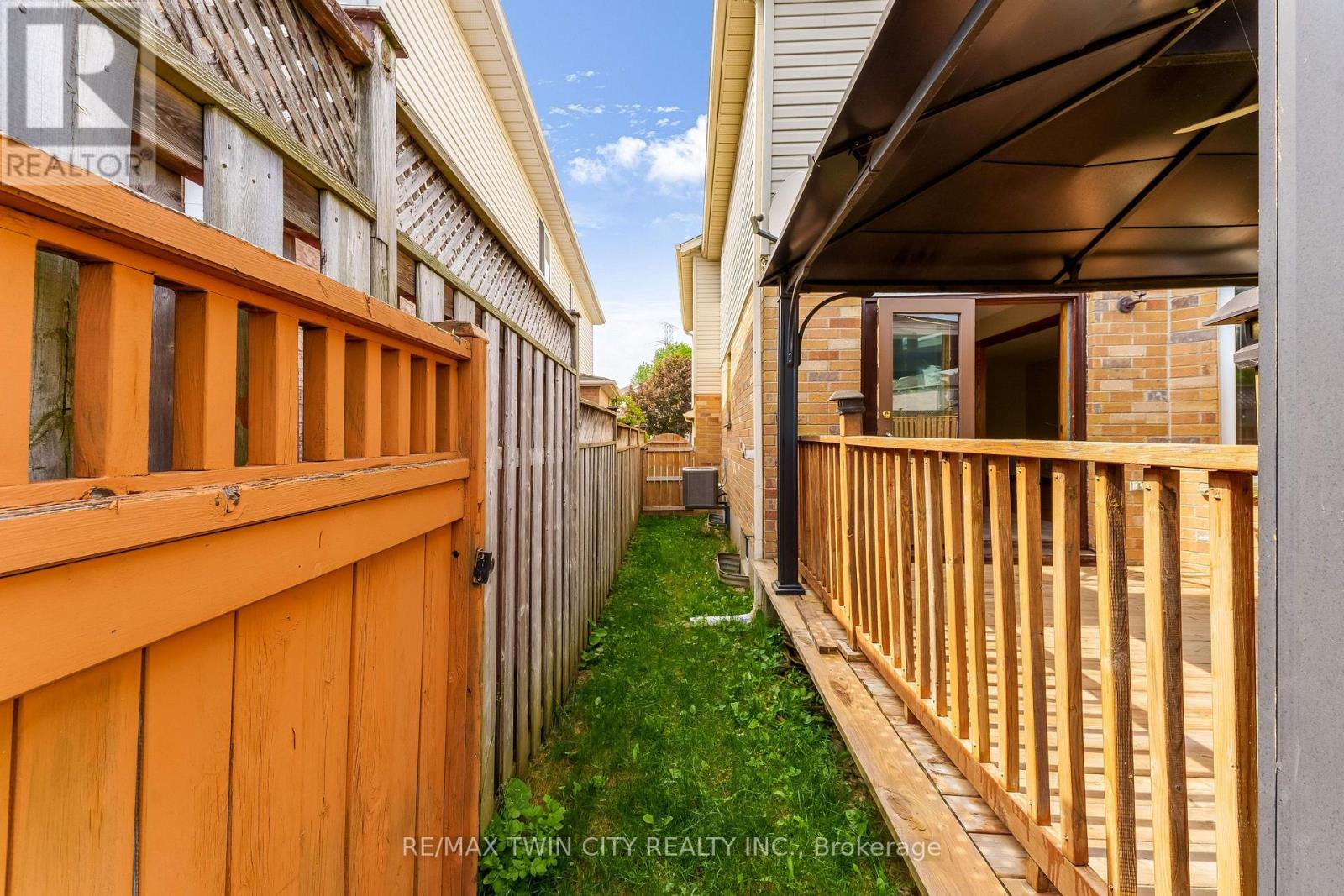213 Grey Fox Drive, Kitchener, Ontario  N2E 3N7 - Photo 40 - X13448522