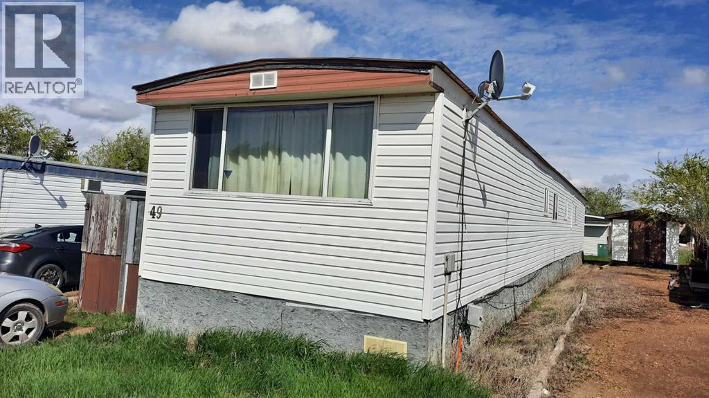49 Greenwood Villa, Drumheller, Alberta  T0J 0Y2 - Photo 4 - A2317578