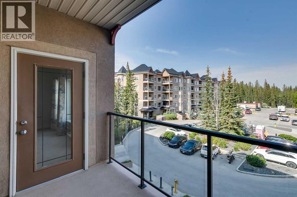 341, 20 Discovery Ridge Close Sw, Calgary, Alberta  T3H 5X4 - Photo 23 - A2315563
