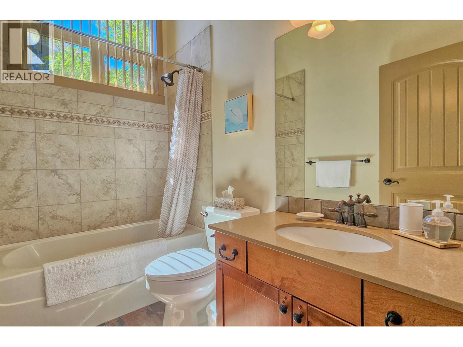 6816 Santiago Loop Unit# 164, Kelowna, British Columbia  V1Z 3R8 - Photo 21 - 10390023