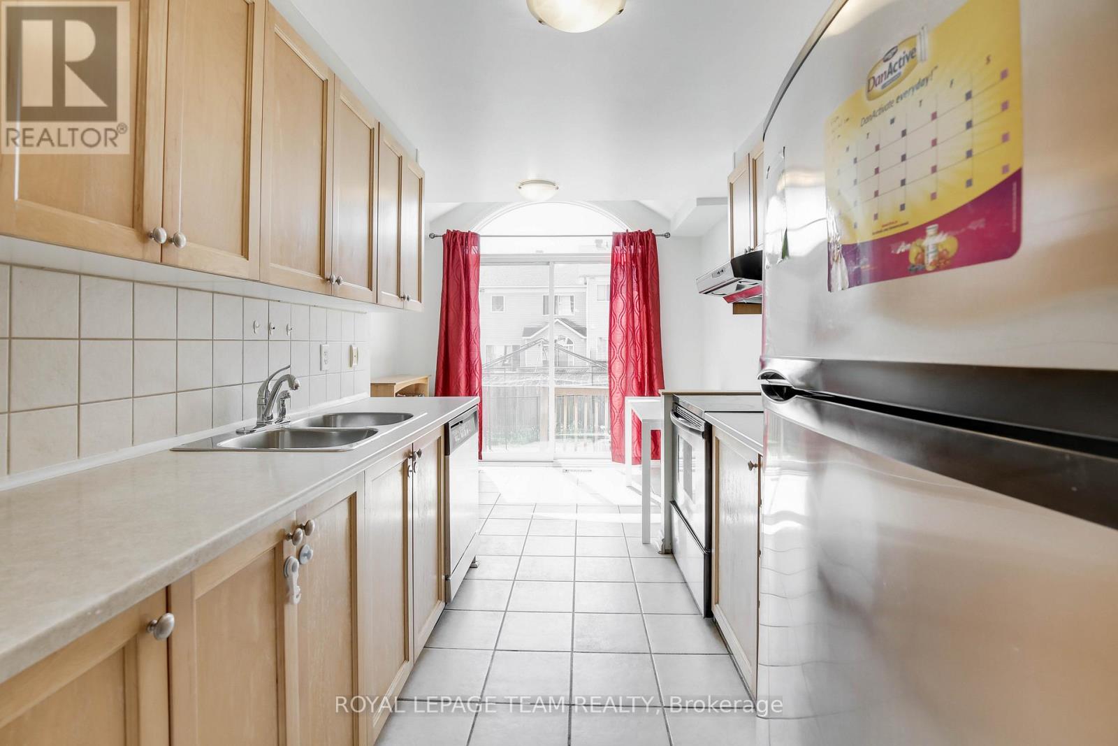 33 Scampton Drive, Ottawa, Ontario  K2W 1G1 - Photo 12 - X13448606