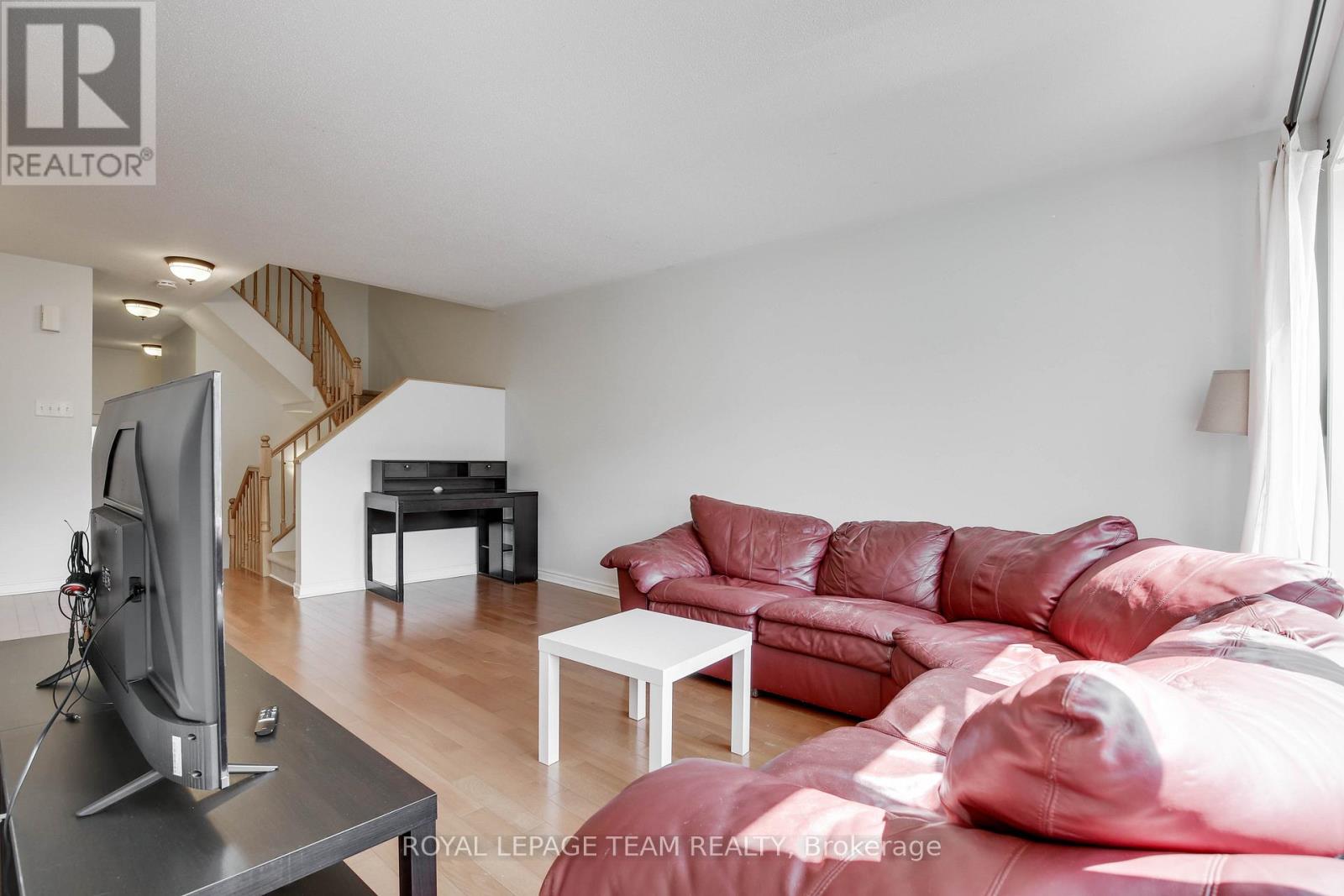 33 Scampton Drive, Ottawa, Ontario  K2W 1G1 - Photo 9 - X13448606