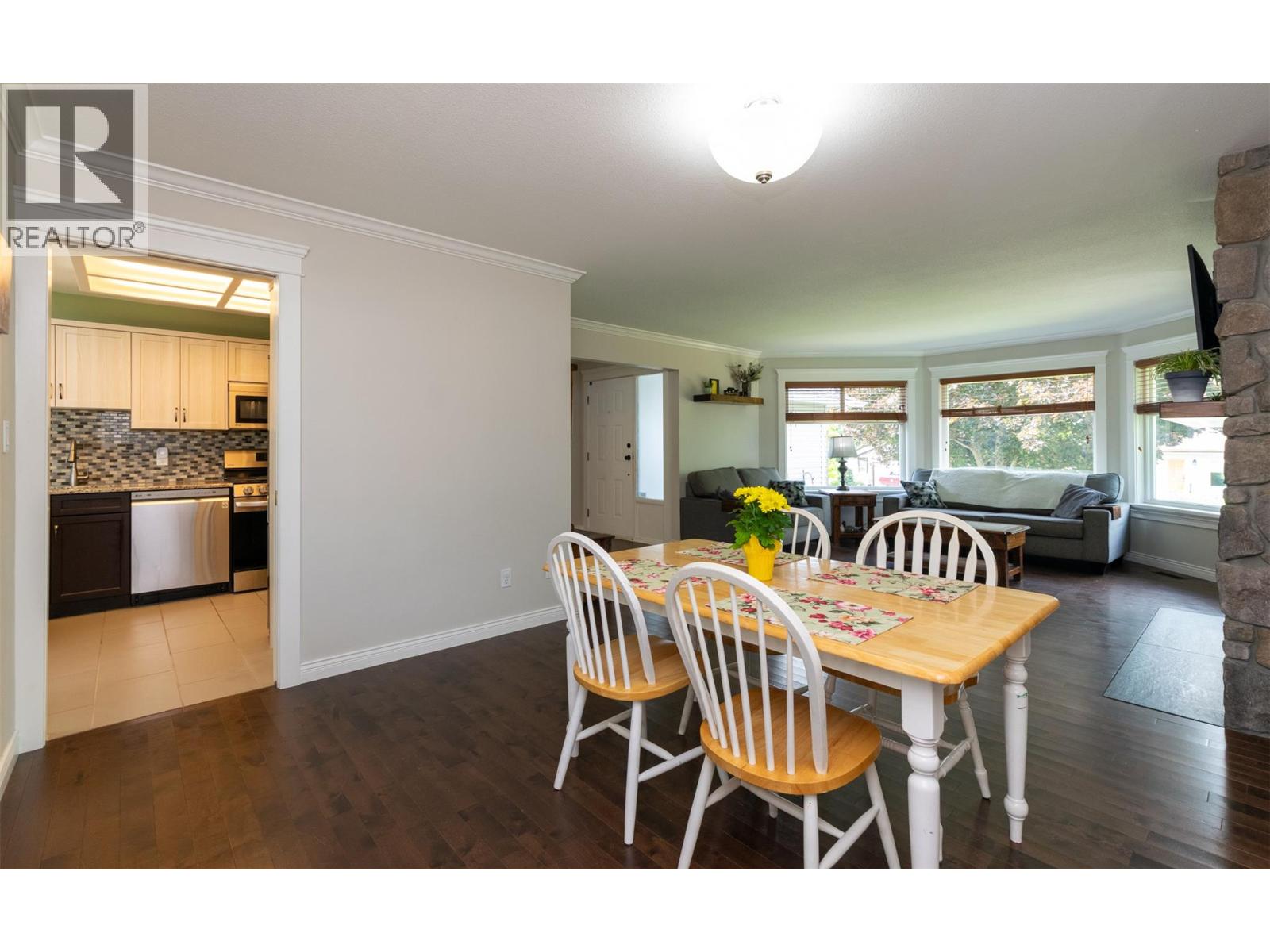 470 23 Street NE, Salmon Arm, British Columbia  V1E 1Y7 - Photo 20 - 10391409
