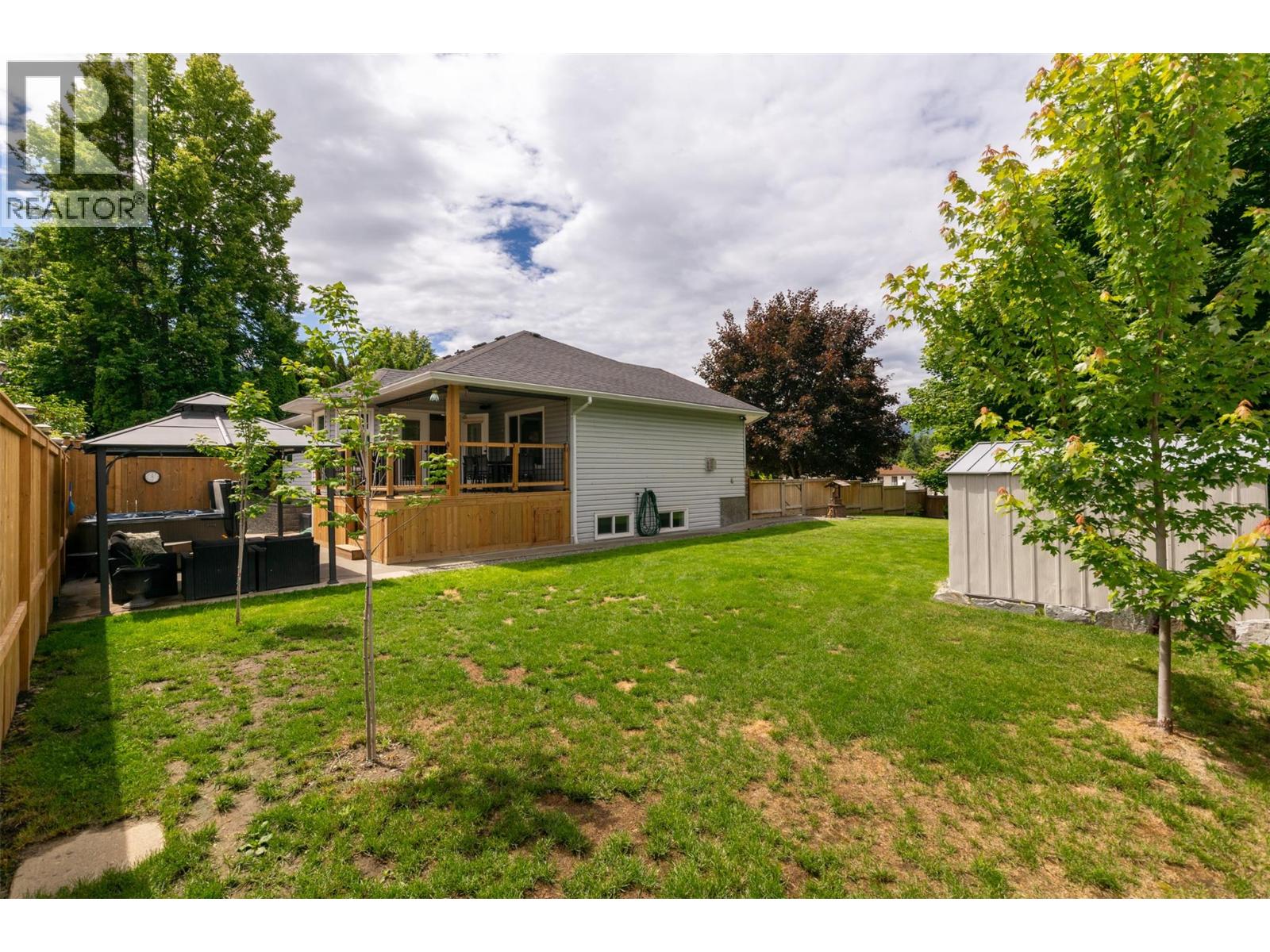 470 23 Street NE, Salmon Arm, British Columbia  V1E 1Y7 - Photo 73 - 10391409