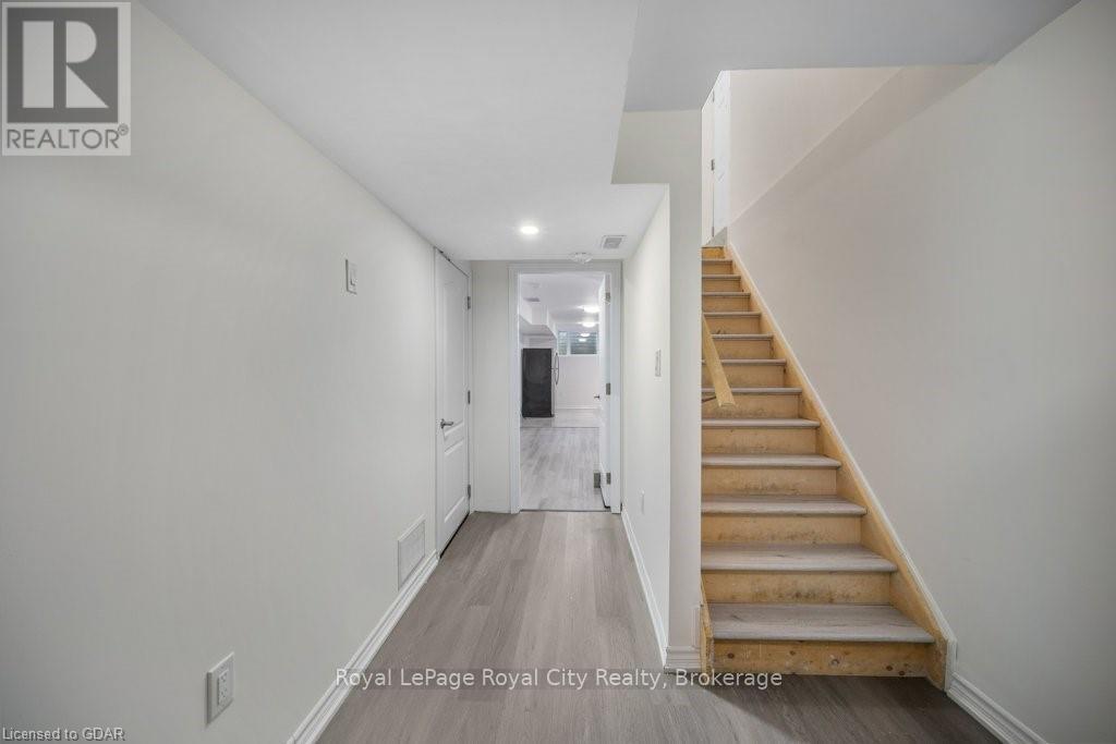 Lower - 78 Couling Crescent, Guelph (Grange Road), Ontario  N1E 0J8 - Photo 3 - X13448544