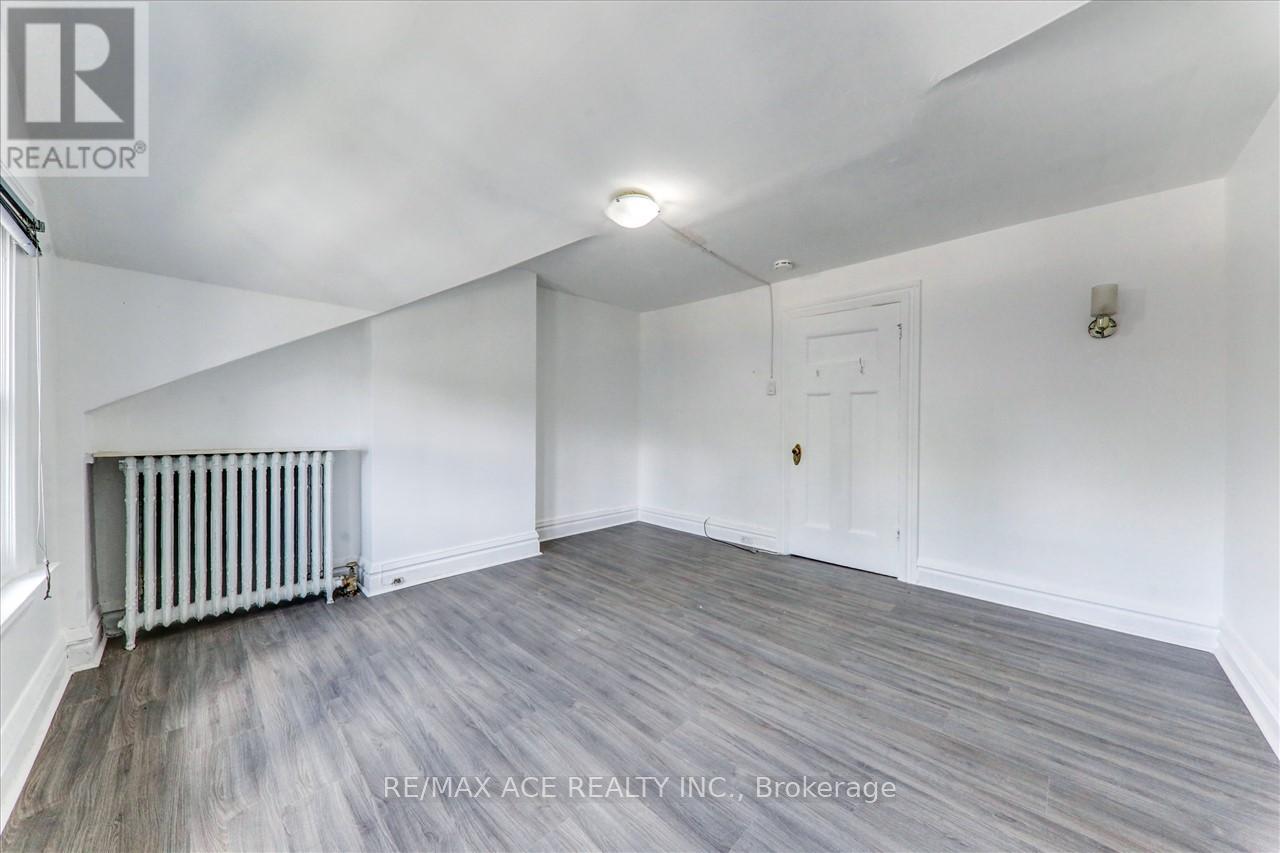 Floor 3 - 173 Spadina Road, Toronto, Ontario M5R 2T9 - Photo 5 - C13448566