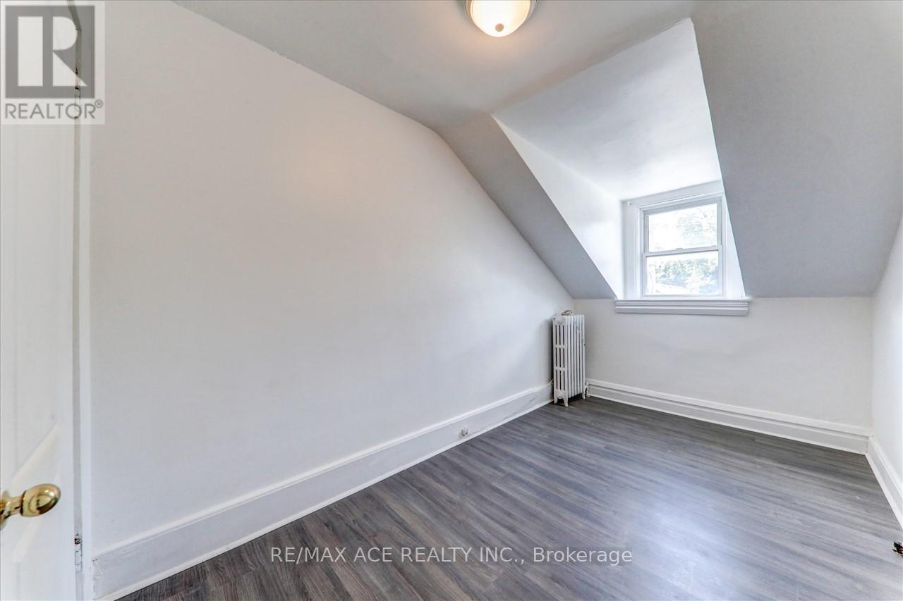Floor 3 - 173 Spadina Road, Toronto, Ontario M5R 2T9 - Photo 6 - C13448566