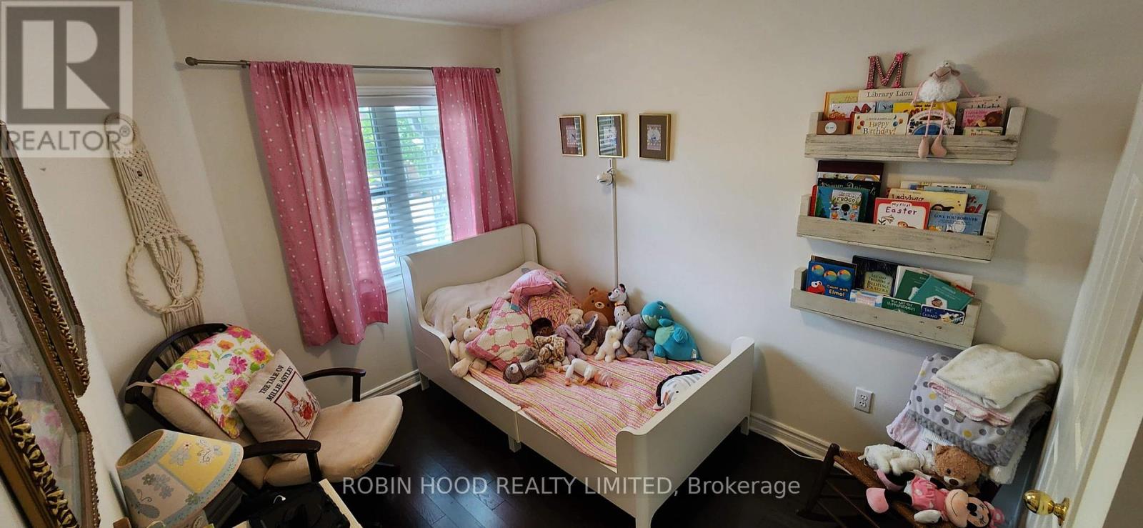 103 Selkirk Drive, Richmond Hill, Ontario  L4B 4T7 - Photo 11 - N13448598