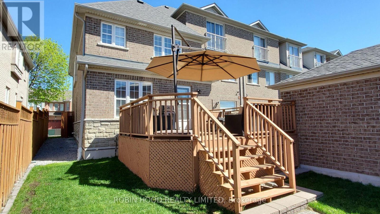 103 Selkirk Drive, Richmond Hill, Ontario  L4B 4T7 - Photo 18 - N13448598
