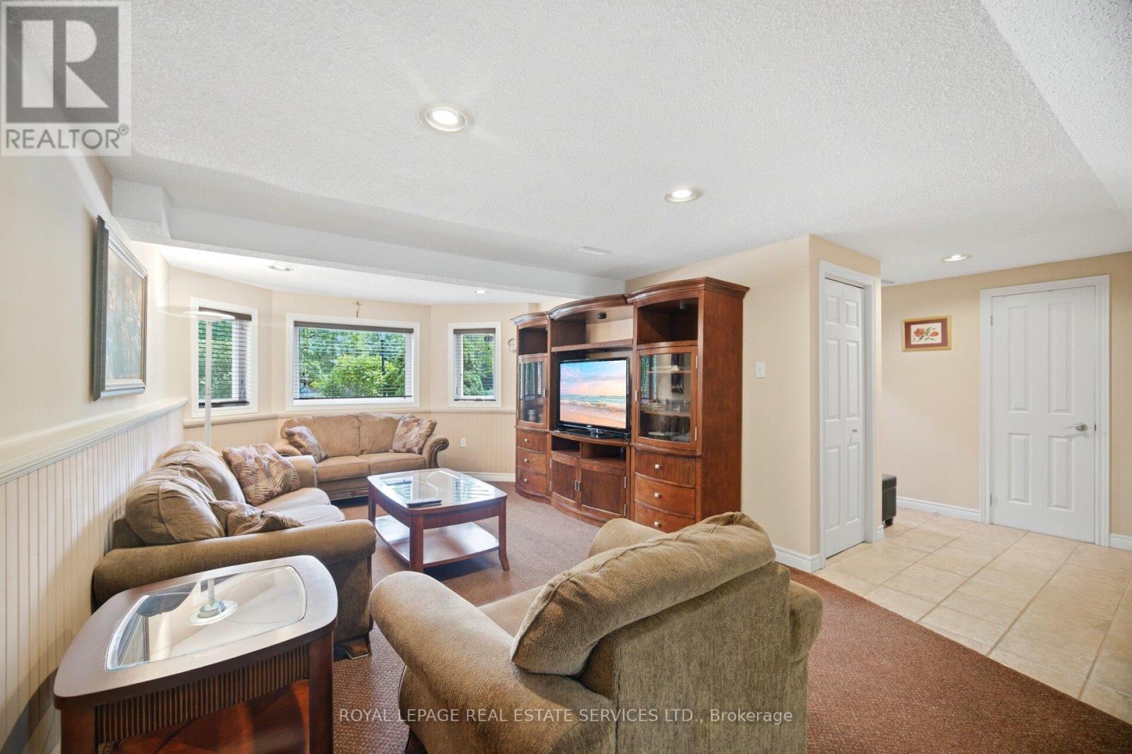 526 Leacock Drive, Barrie, Ontario  L4N 7A5 - Photo 19 - S13448552