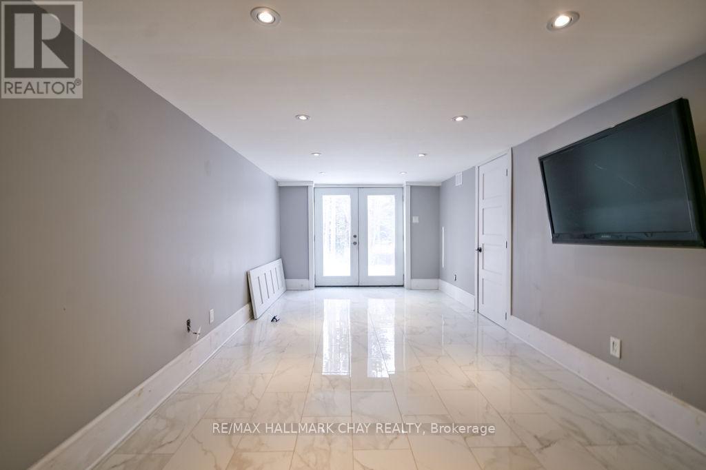 1 Pine Spring Road, Oro-Medonte, Ontario  L4M 4Y8 - Photo 17 - S13448576