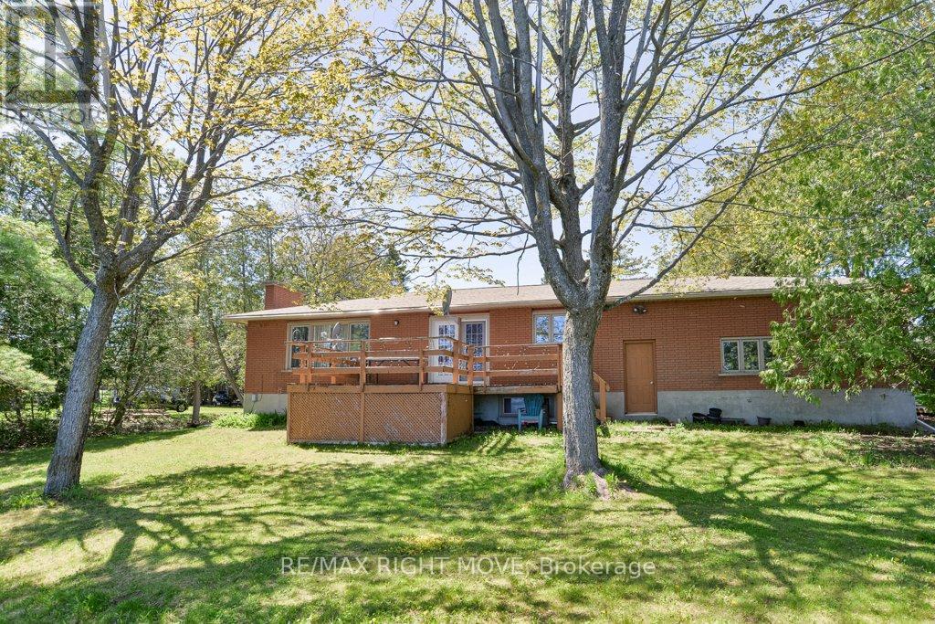 3877 Wood Avenue, Severn, Ontario  L3V 0T9 - Photo 3 - S13448600