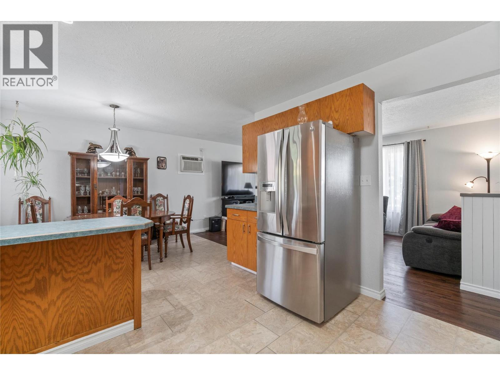 4750 71 Avenue NE, Salmon Arm, British Columbia  V0E 1K0 - Photo 14 - 10391387