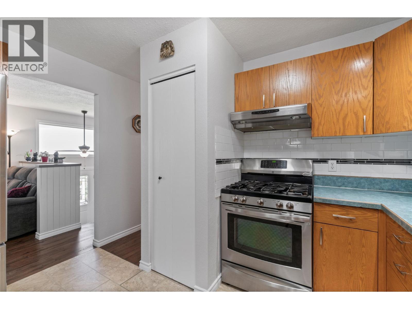 4750 71 Avenue NE, Salmon Arm, British Columbia  V0E 1K0 - Photo 13 - 10391387