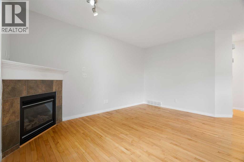 112 Royal Oak Gardens Nw, Calgary, Alberta  T3G 5S5 - Photo 10 - A2318496