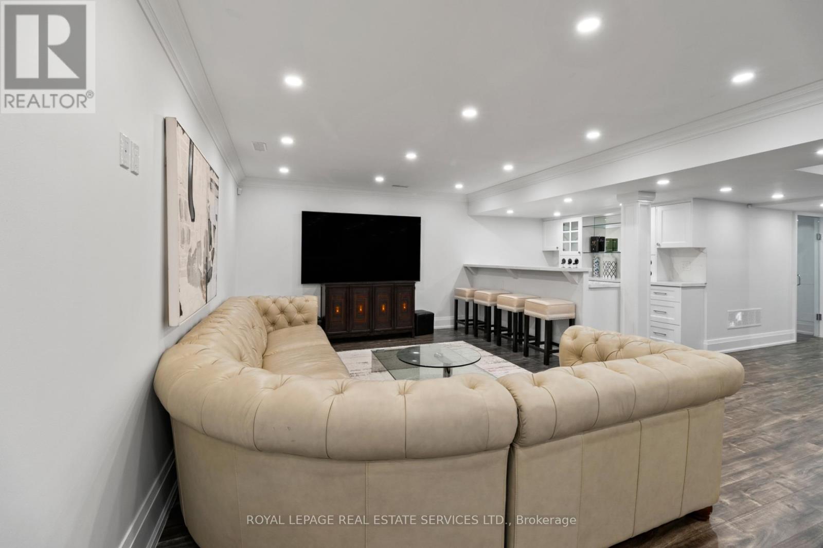5 Kirk Bradden Road W, Toronto, Ontario  M8Y 2G1 - Photo 33 - W13448588