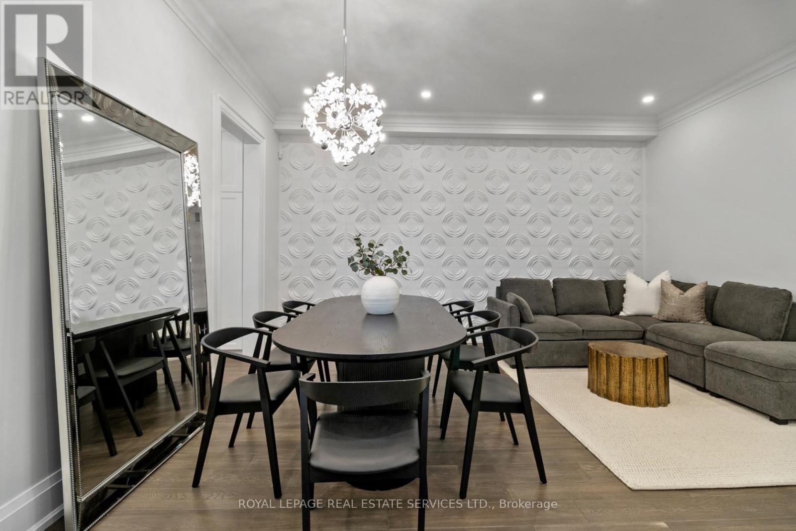 5 Kirk Bradden Road W, Toronto, Ontario  M8Y 2G1 - Photo 6 - W13448588