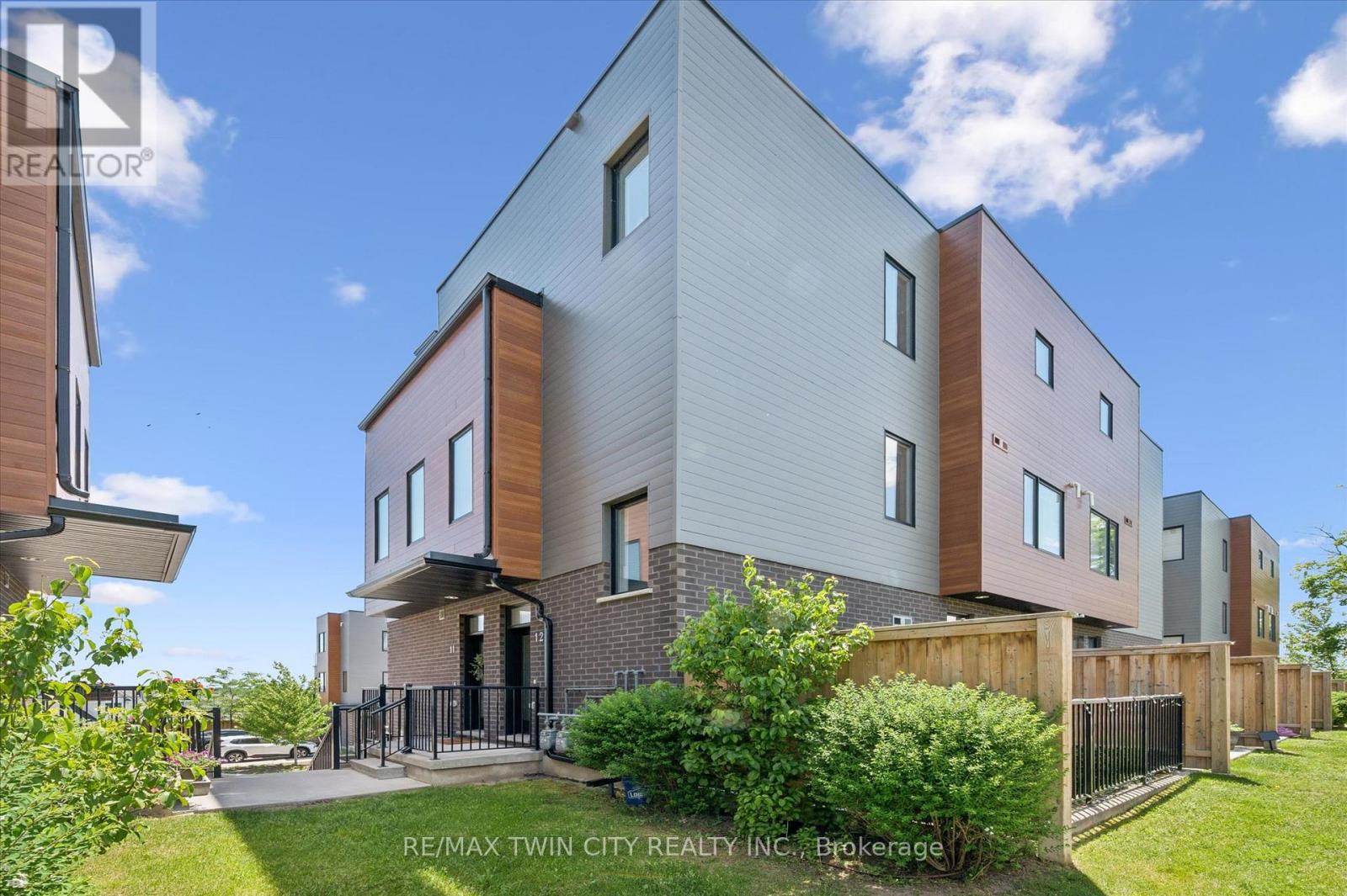 12 - 54 Bridge Street W, Kitchener, Ontario  N2K 0G4 - Photo 4 - X13448538