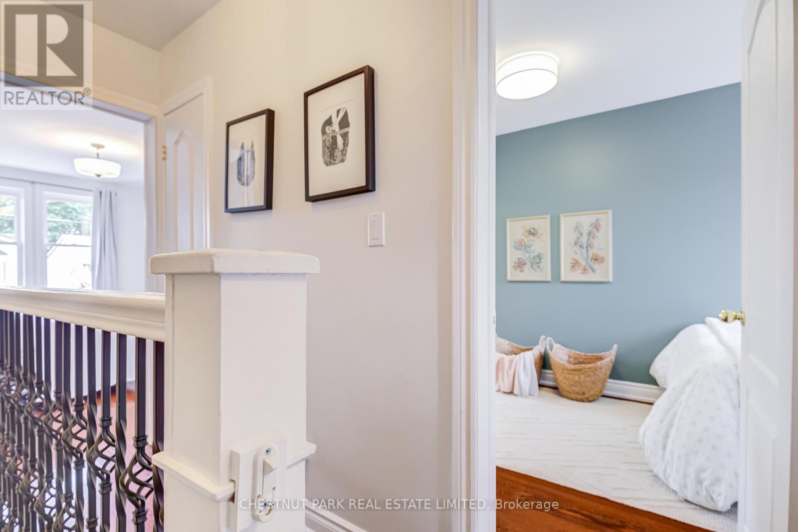 89 Frater Avenue, Toronto, Ontario  M4C 2H7 - Photo 14 - E13444902